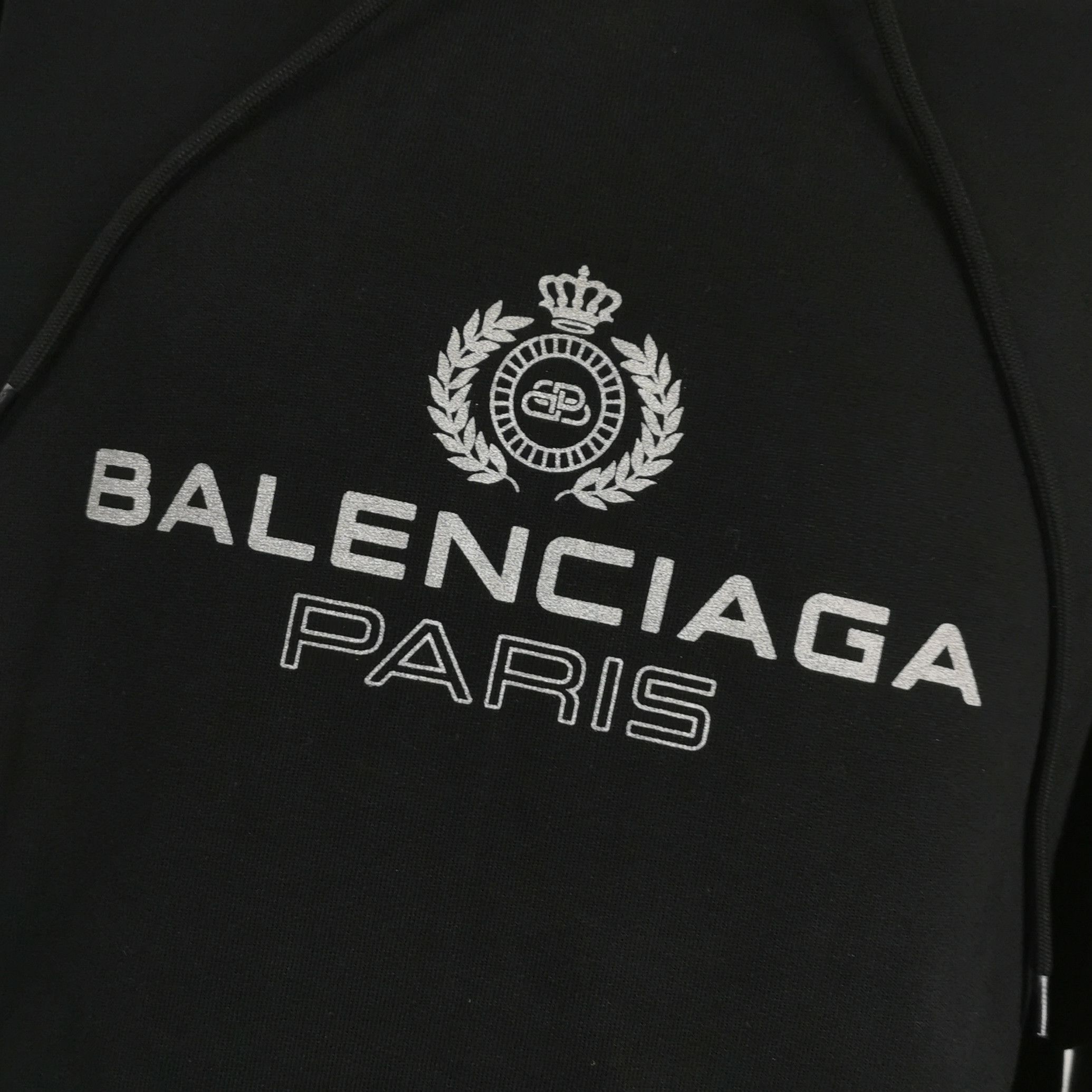 Balenciaga Balenciaga Crest Logo Cotton Hoodie XS Size US XS / EU 42 / 0 - 3 Thumbnail