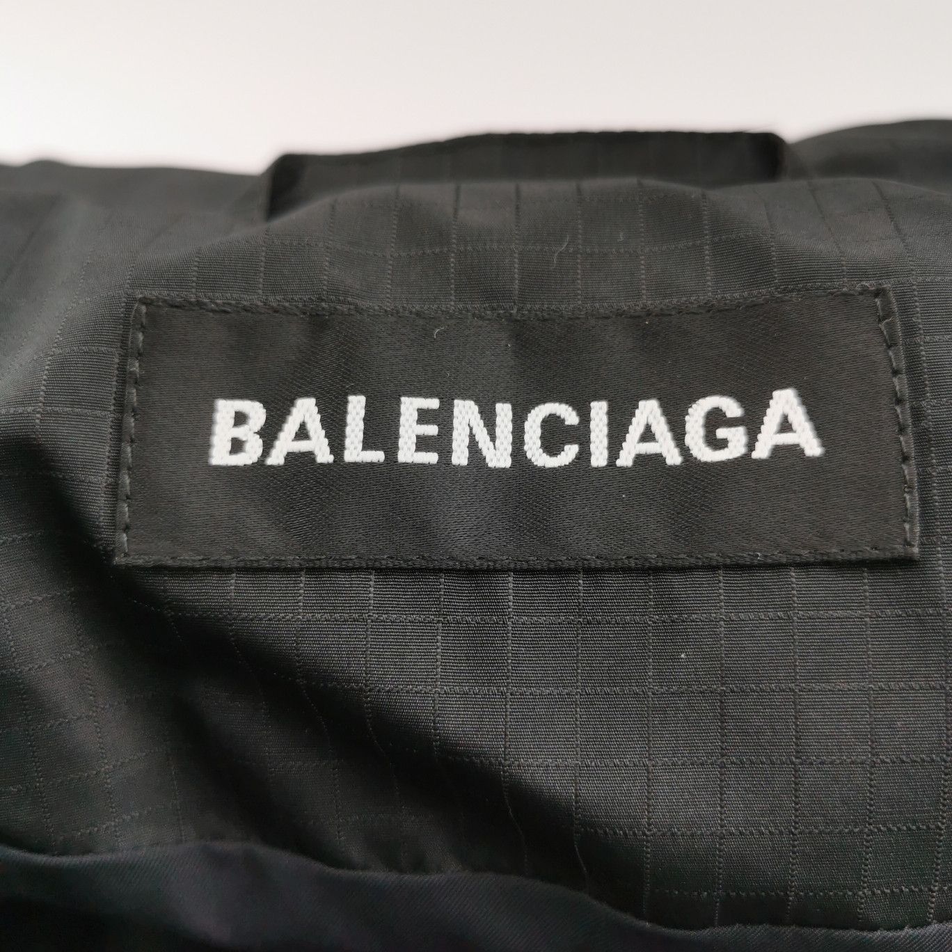 Balenciaga Balenciaga Logo Puffer Jacket Size 44 Size US S / EU 44-46 / 1 - 7 Thumbnail
