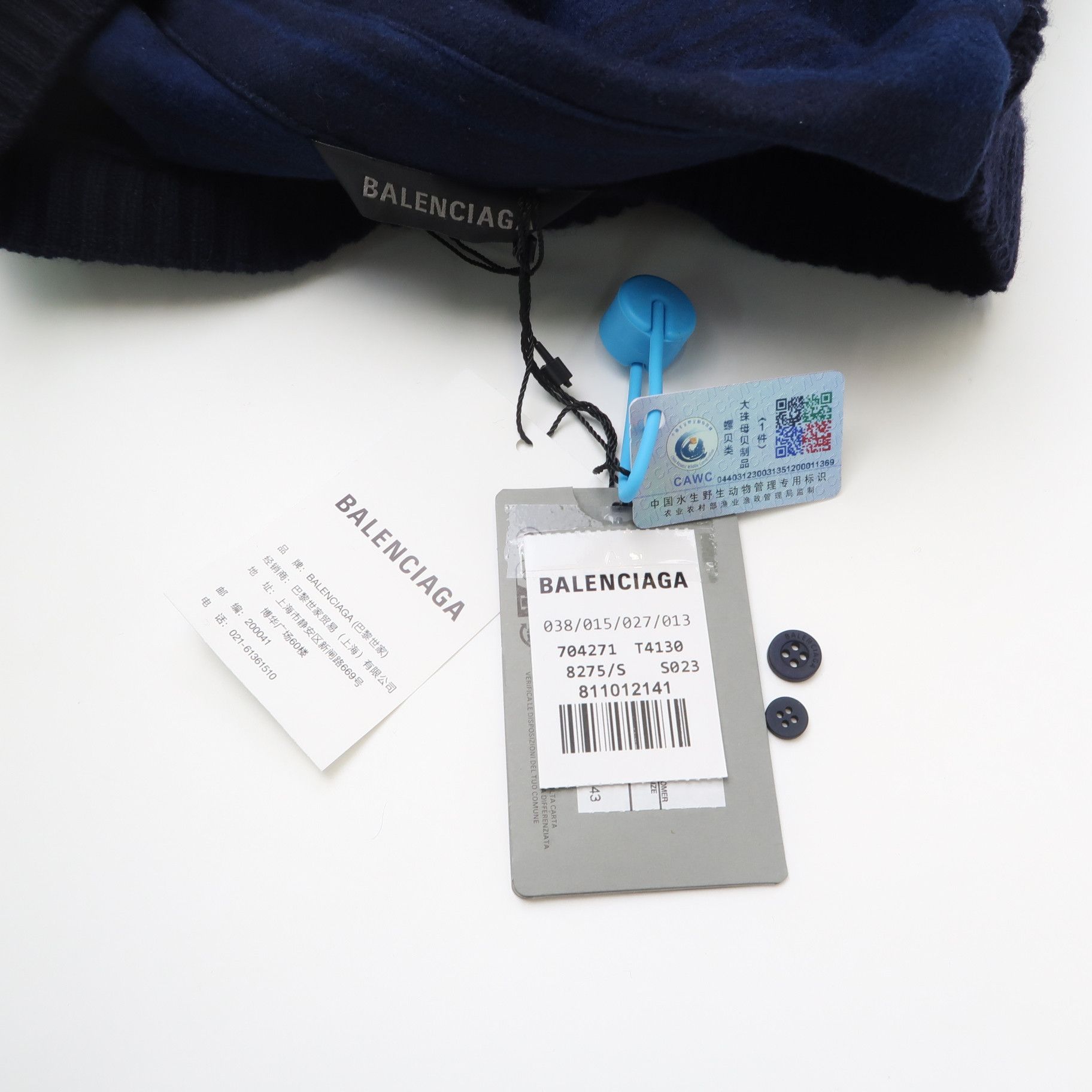Balenciaga Balenciaga Spliced Wool Cashmere V-Neck Sweater S Size US S / EU 44-46 / 1 - 4 Thumbnail