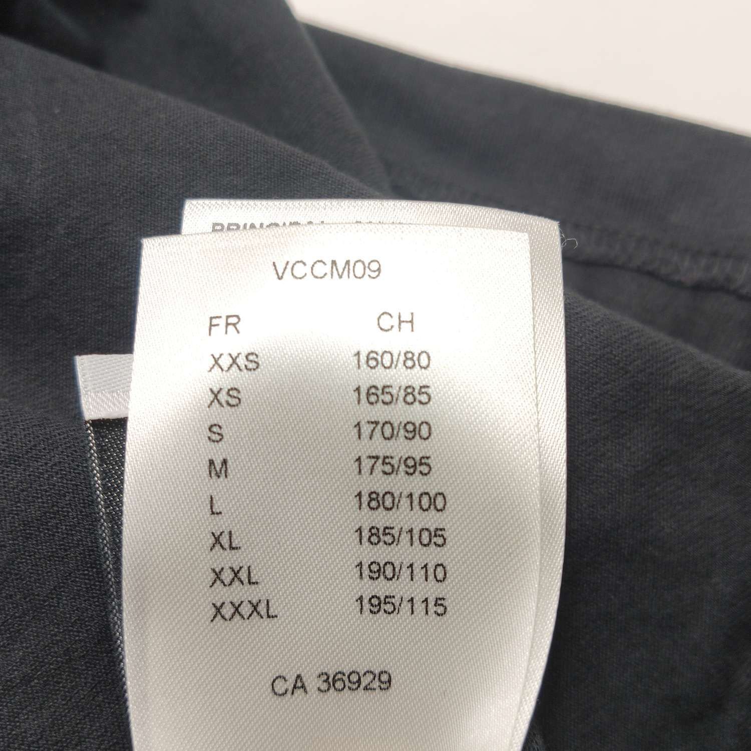 Louis Vuitton Louis Vuitton Original Craftsmanship Logo T-Shirt M Size US M / EU 48-50 / 2 - 7 Thumbnail