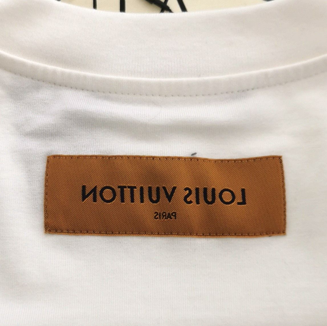Louis Vuitton Louis Vuitton Graphic Logo Cotton T-Shirt XS Size US XS / EU 42 / 0 - 3 Thumbnail