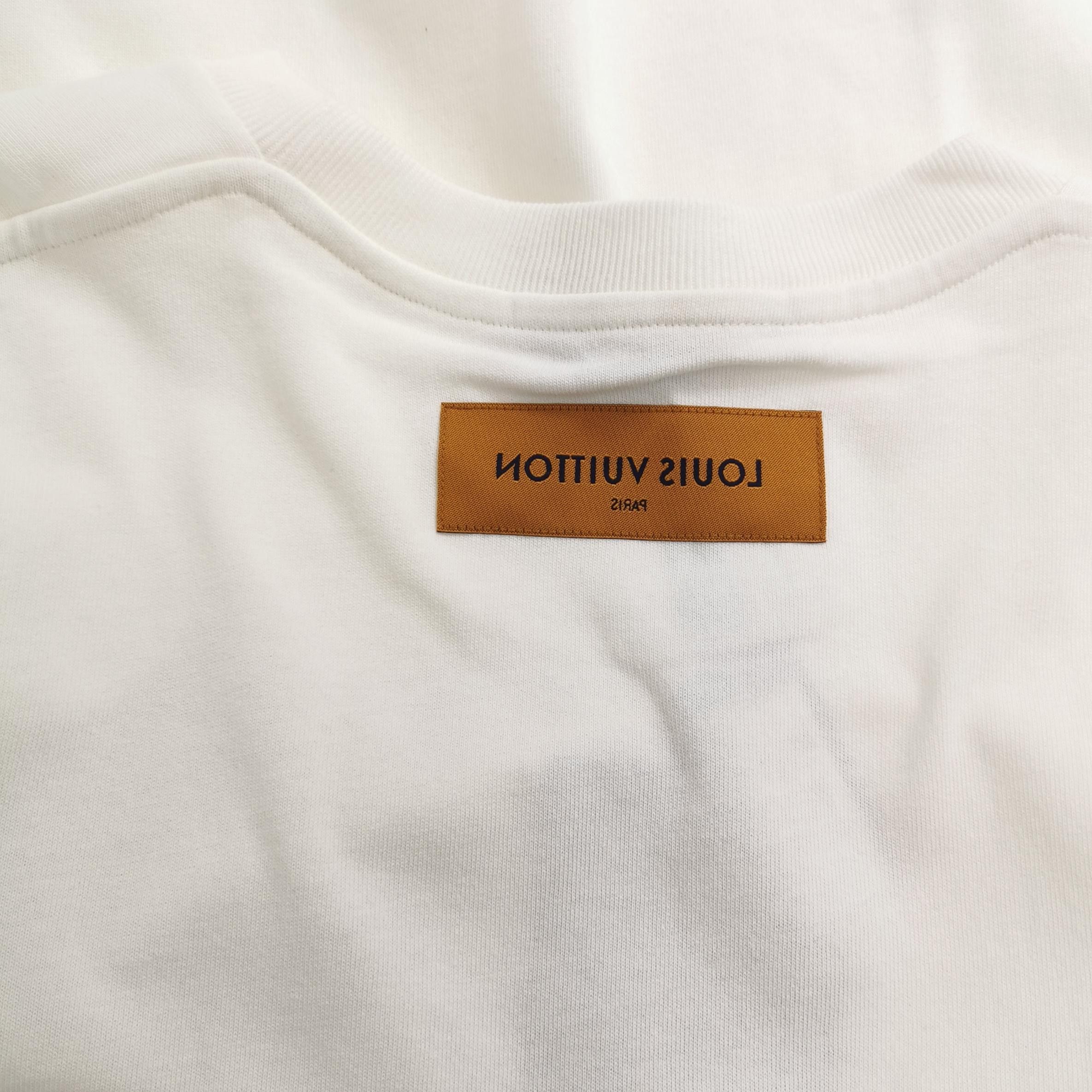 Louis Vuitton Louis Vuitton Rainbow Graphic T-Shirt S Size US S / EU 44-46 / 1 - 4 Thumbnail