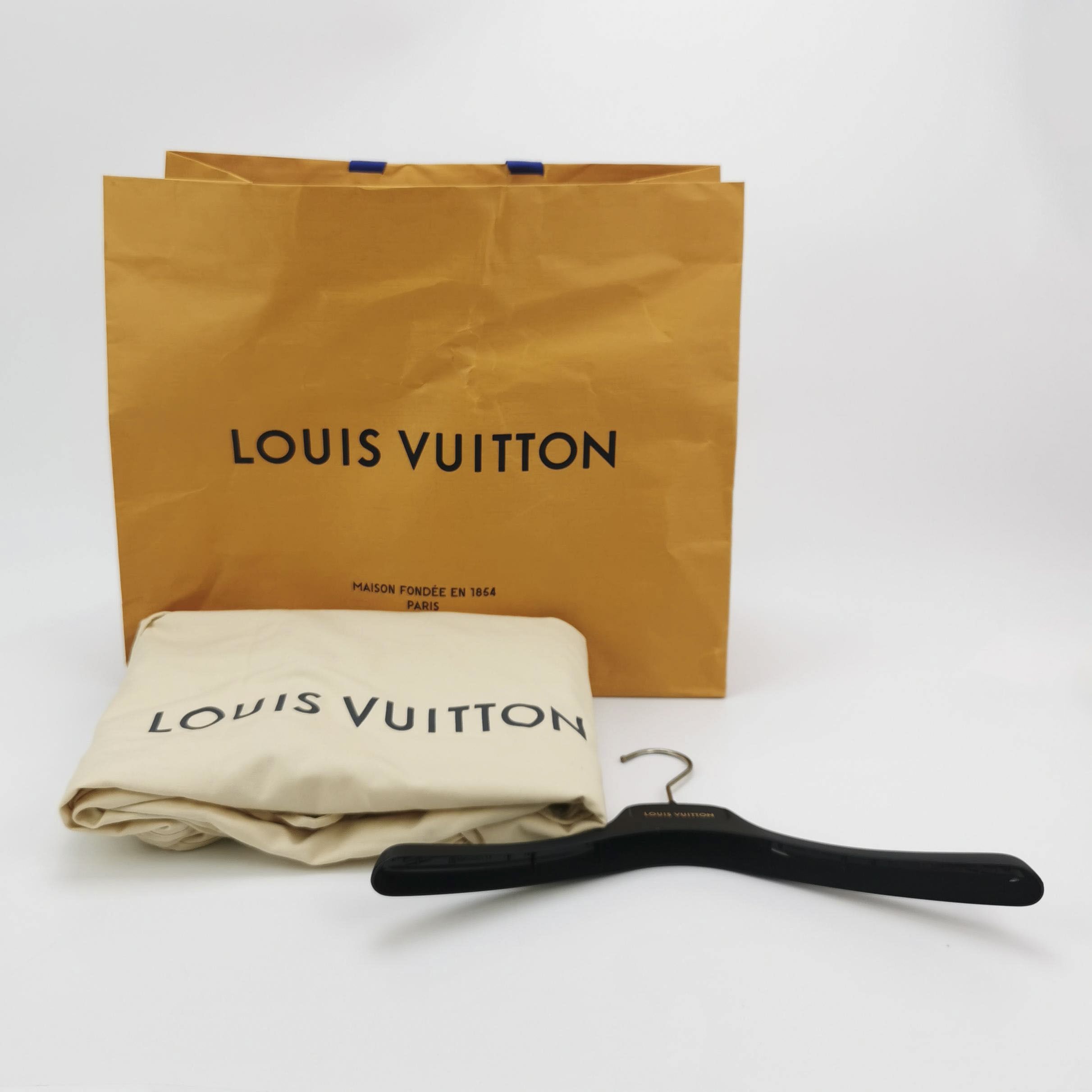 Louis Vuitton Louis Vuitton Monogram Toweling Button Up Shirt Size L Size US L / EU 52-54 / 3 - 5 Thumbnail