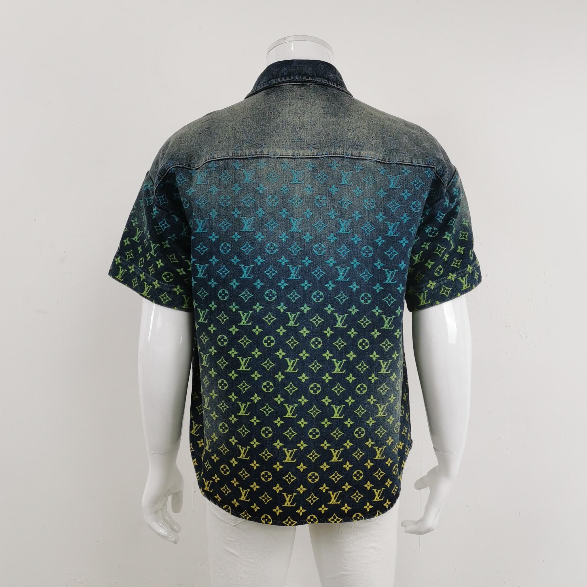 Louis Vuitton Louis Vuitton Monogram Gradient Denim Jacket Size XS Size US XS / EU 42 / 0 - 2 Thumbnail