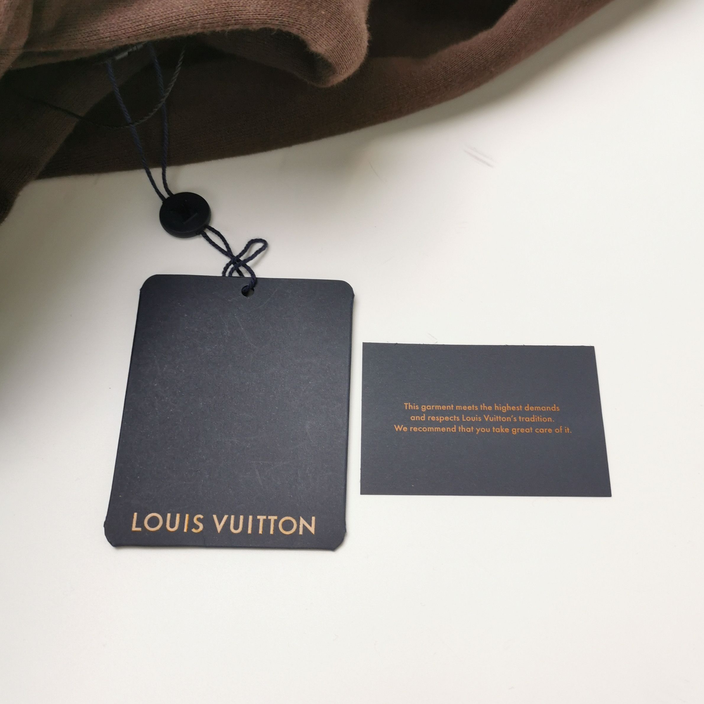 Louis Vuitton Louis Vuitton Bee Patch Cotton Hoodie Size XS Size US XS / EU 42 / 0 - 4 Thumbnail