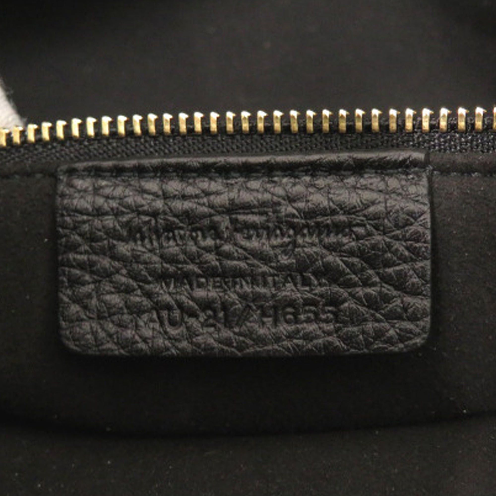 Salvatore Ferragamo Grained Calfskin Studded Gancini Tote Size ONE SIZE - 6 Thumbnail