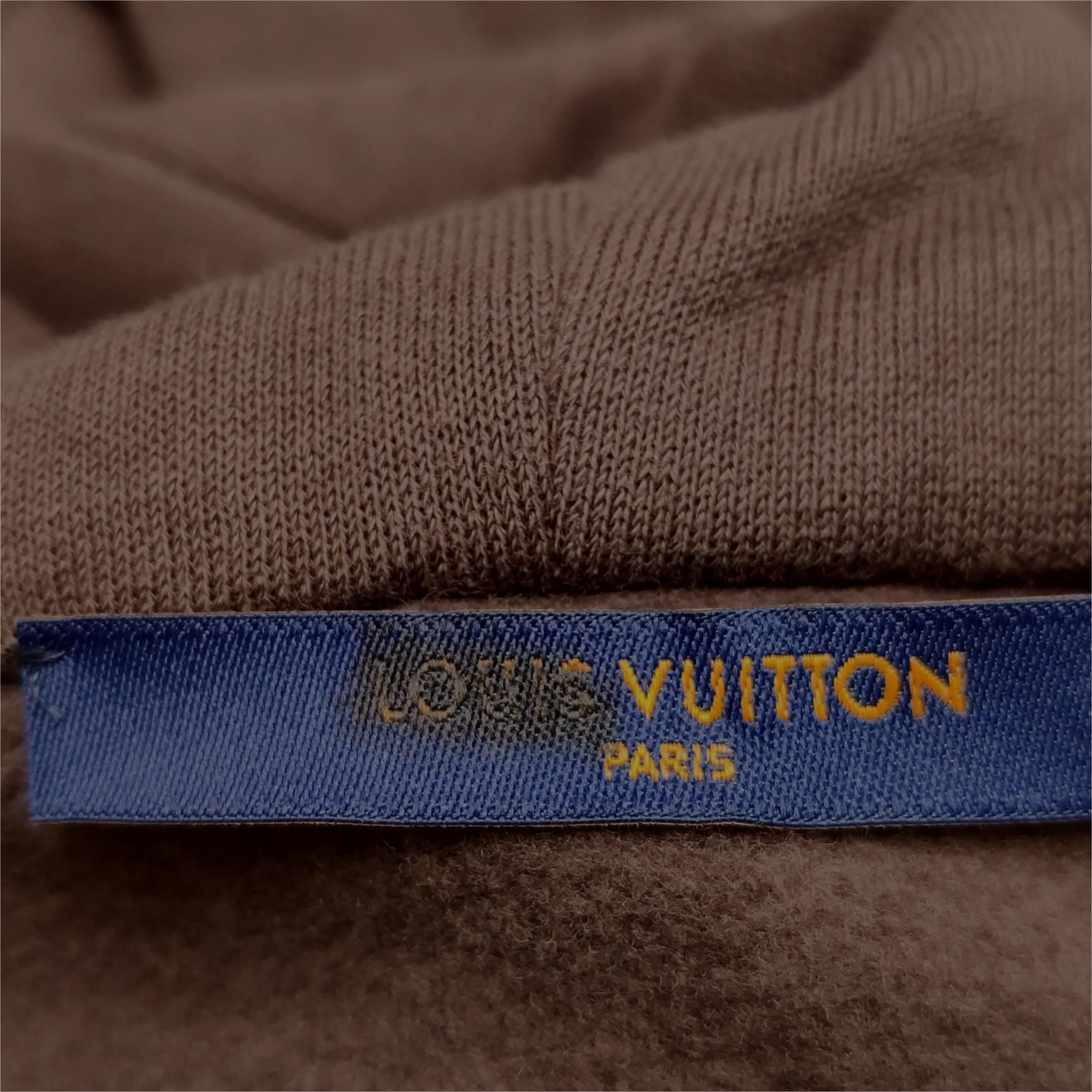 Louis Vuitton Louis Vuitton Bee Graphic Hoodie Size M Size US M / EU 48-50 / 2 - 10 Thumbnail