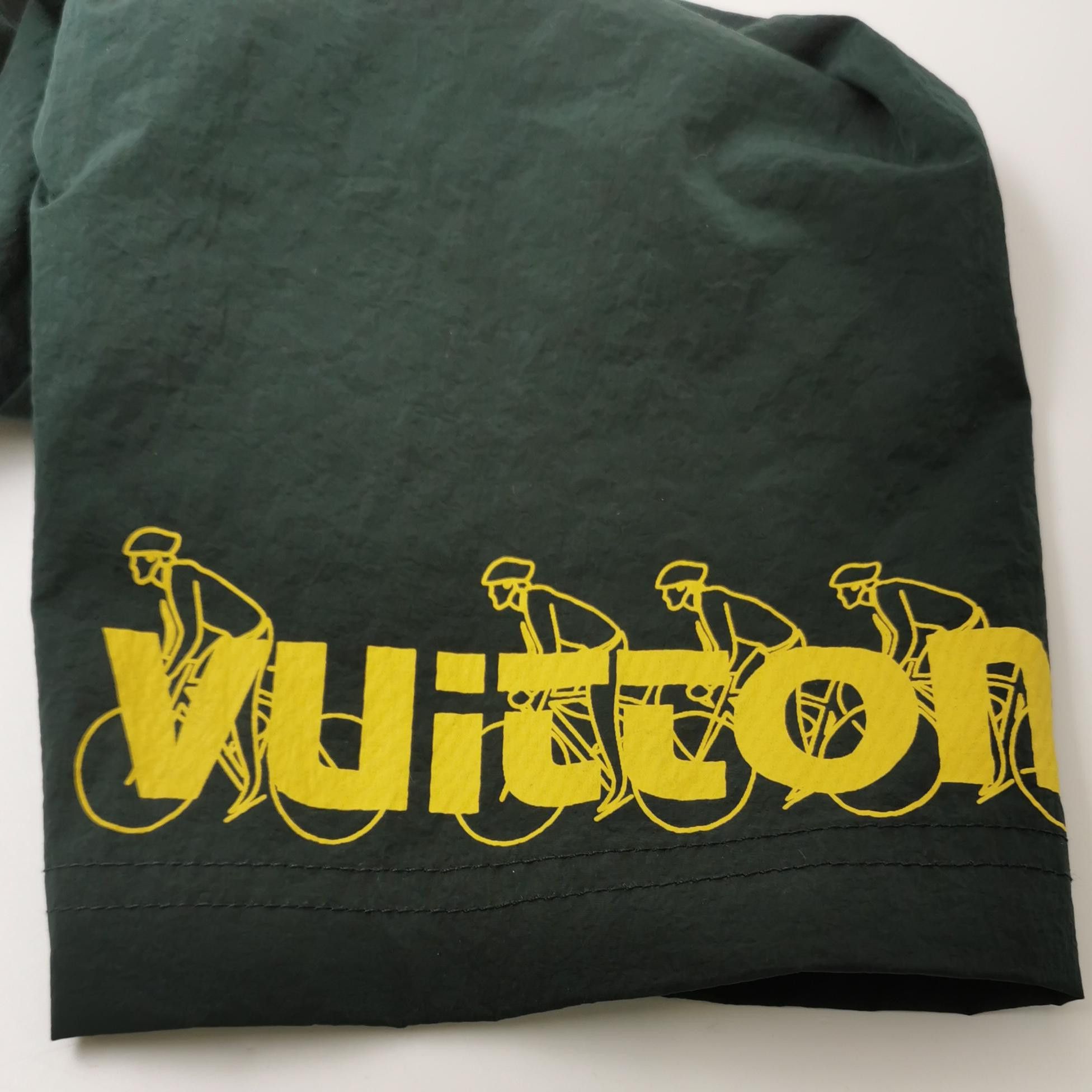 Louis Vuitton Louis Vuitton 1854 Graphic Hooded Windbreaker Size 48 Size US M / EU 48-50 / 2 - 5 Thumbnail