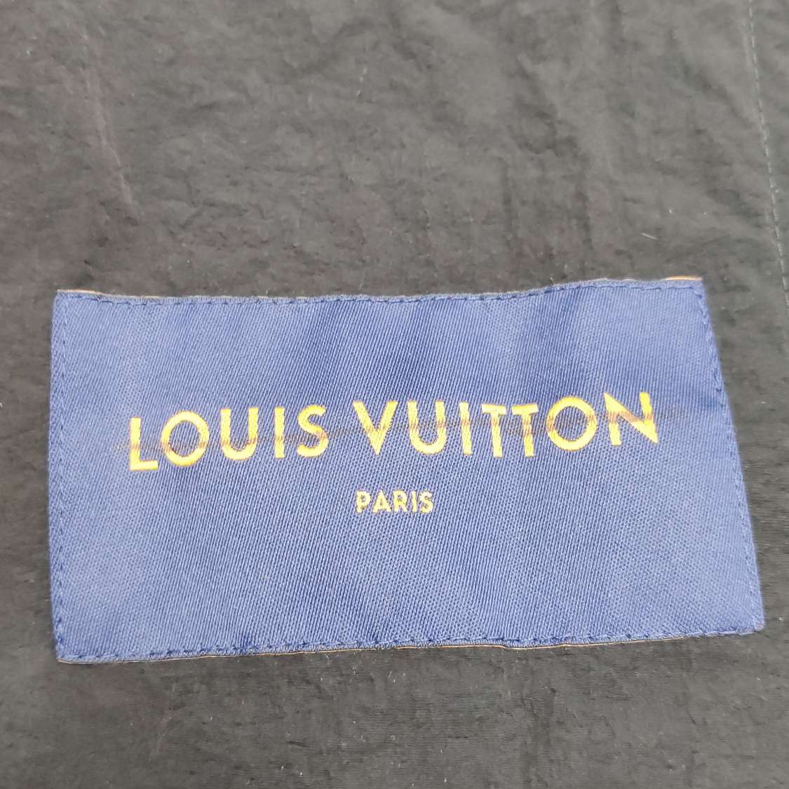 Louis Vuitton Louis Vuitton Colorblock Graphic Hooded Jacket 46 Size US S / EU 44-46 / 1 - 10 Thumbnail