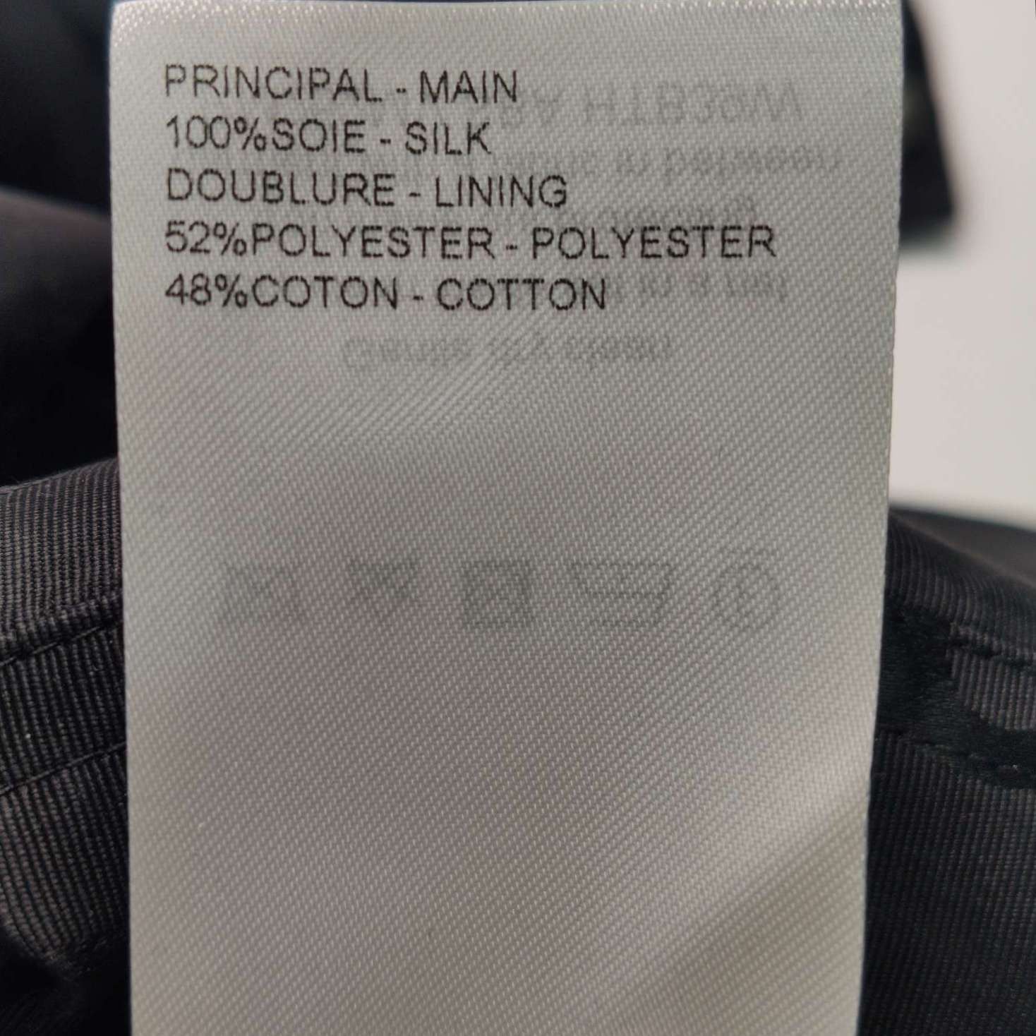 Louis Vuitton Louis Vuitton Monogram Silk Light Jacket 46 Size US S / EU 44-46 / 1 - 9 Thumbnail