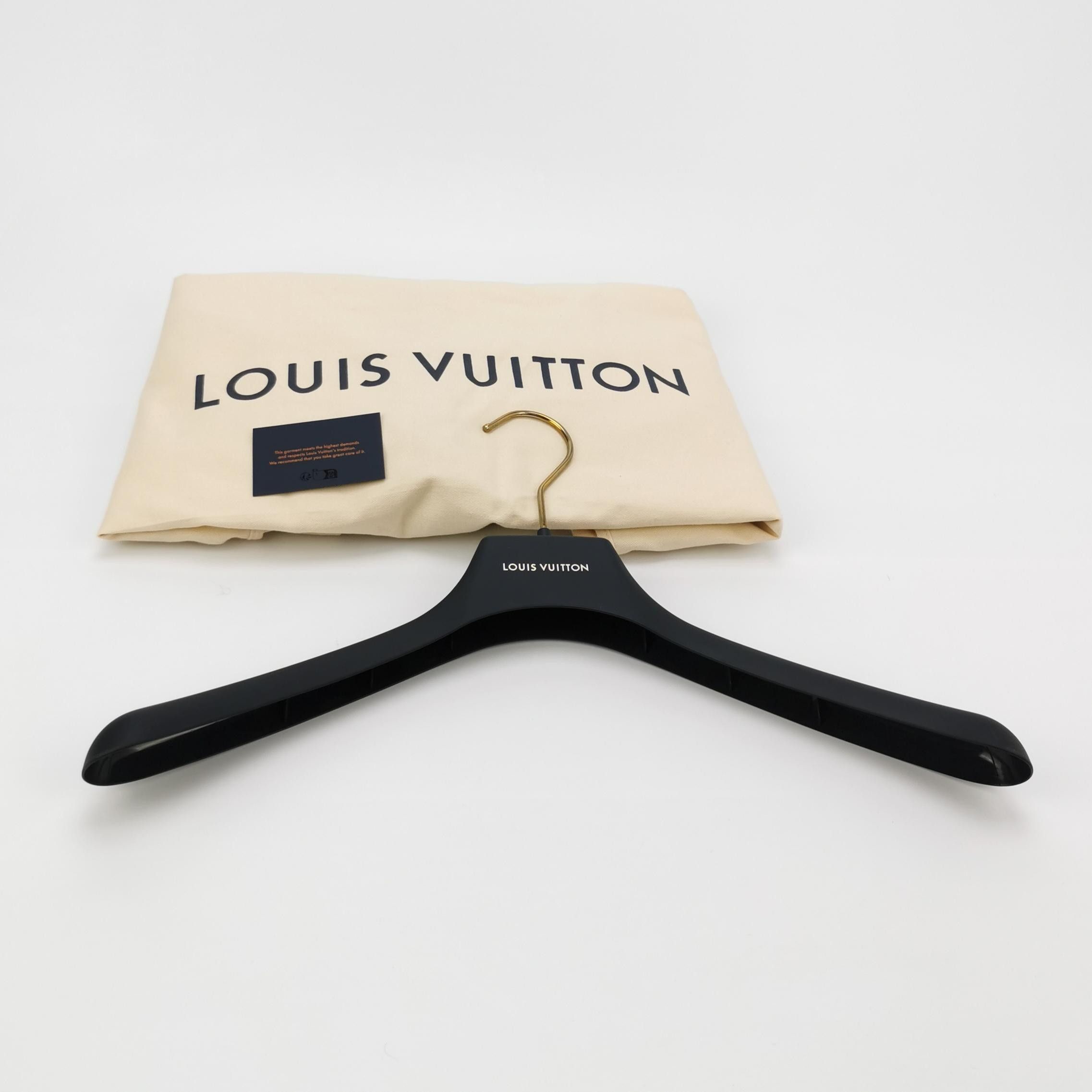 Louis Vuitton Louis Vuitton Monogram Silk Light Jacket 46 Size US S / EU 44-46 / 1 - 5 Thumbnail