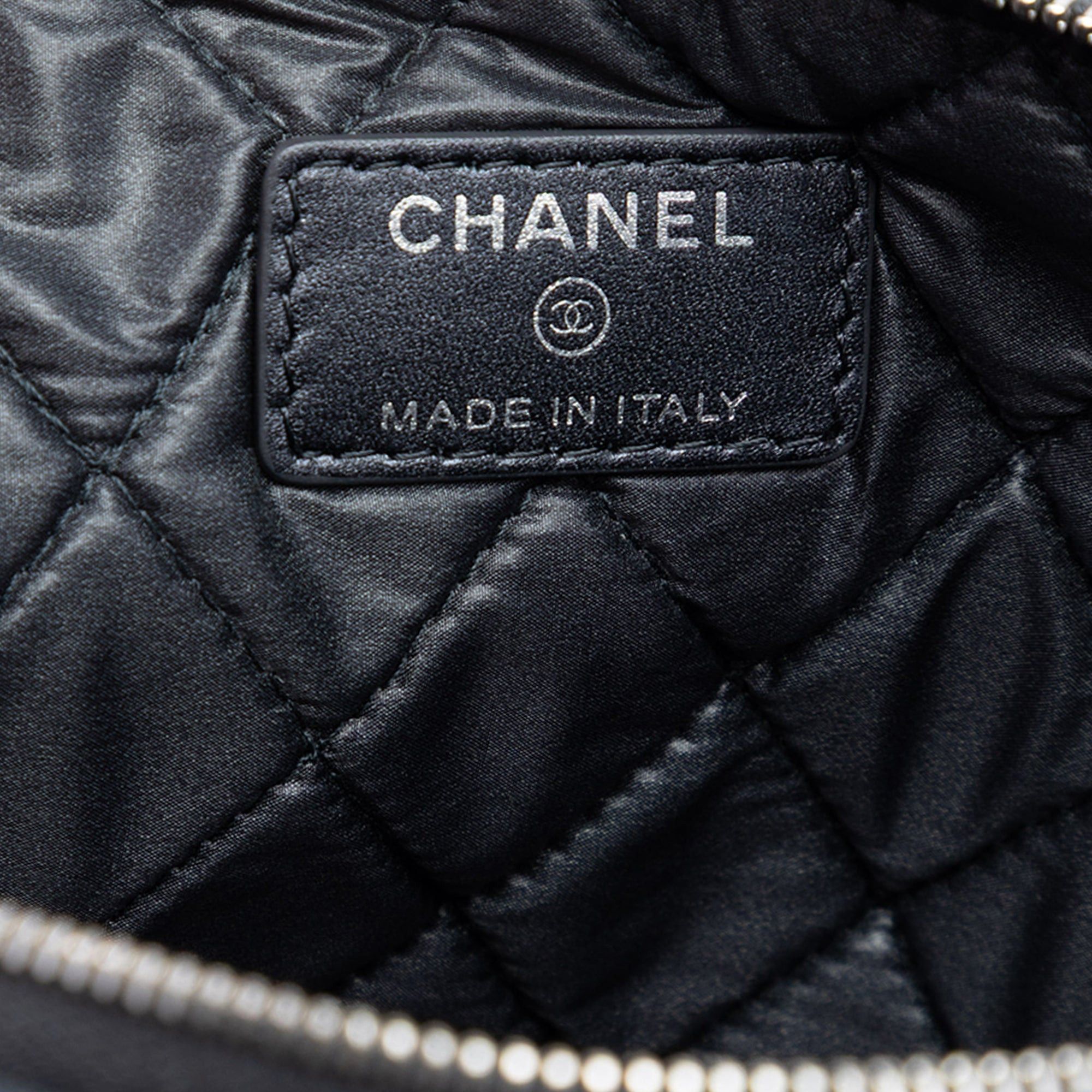 Chanel Medium CC Quilted Caviar O Case Clutch Size ONE SIZE - 5 Thumbnail