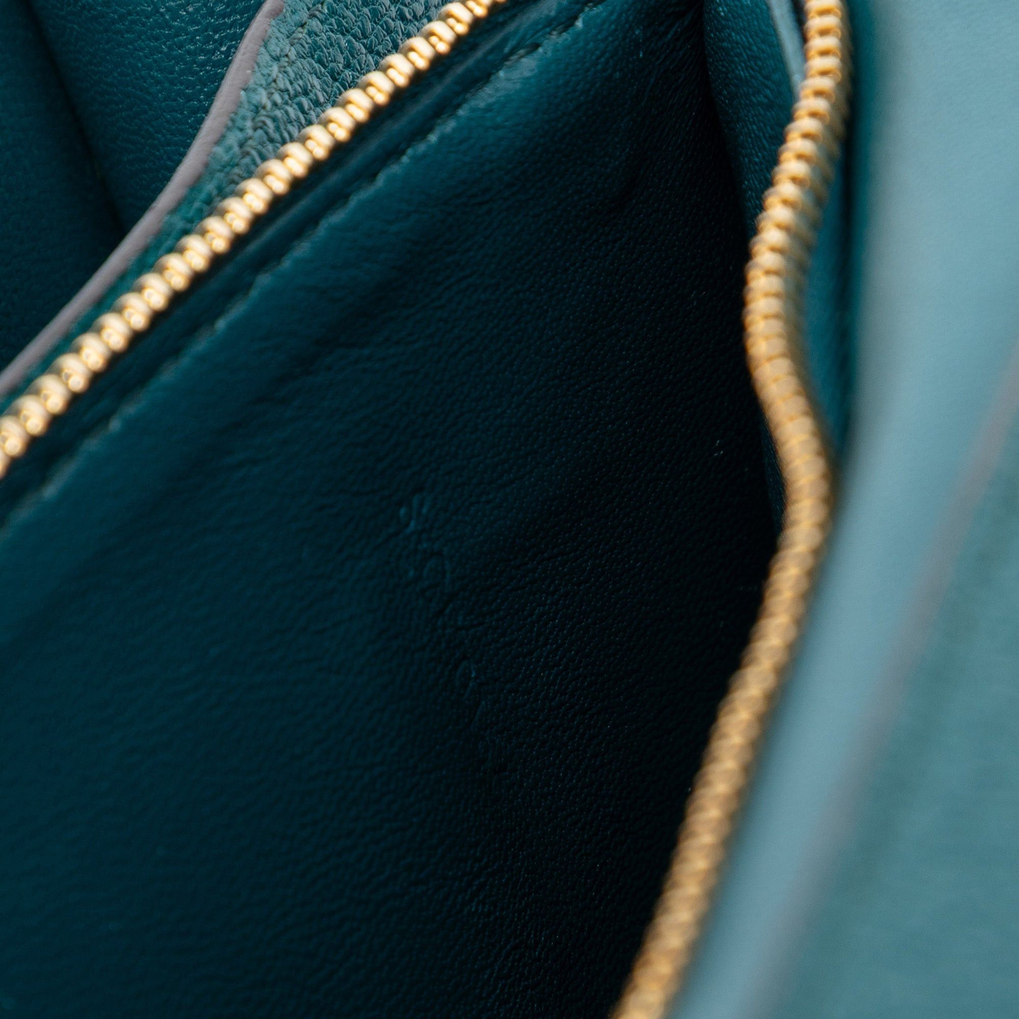 Celine Medium Goatskin Classic Box Size ONE SIZE - 6 Thumbnail