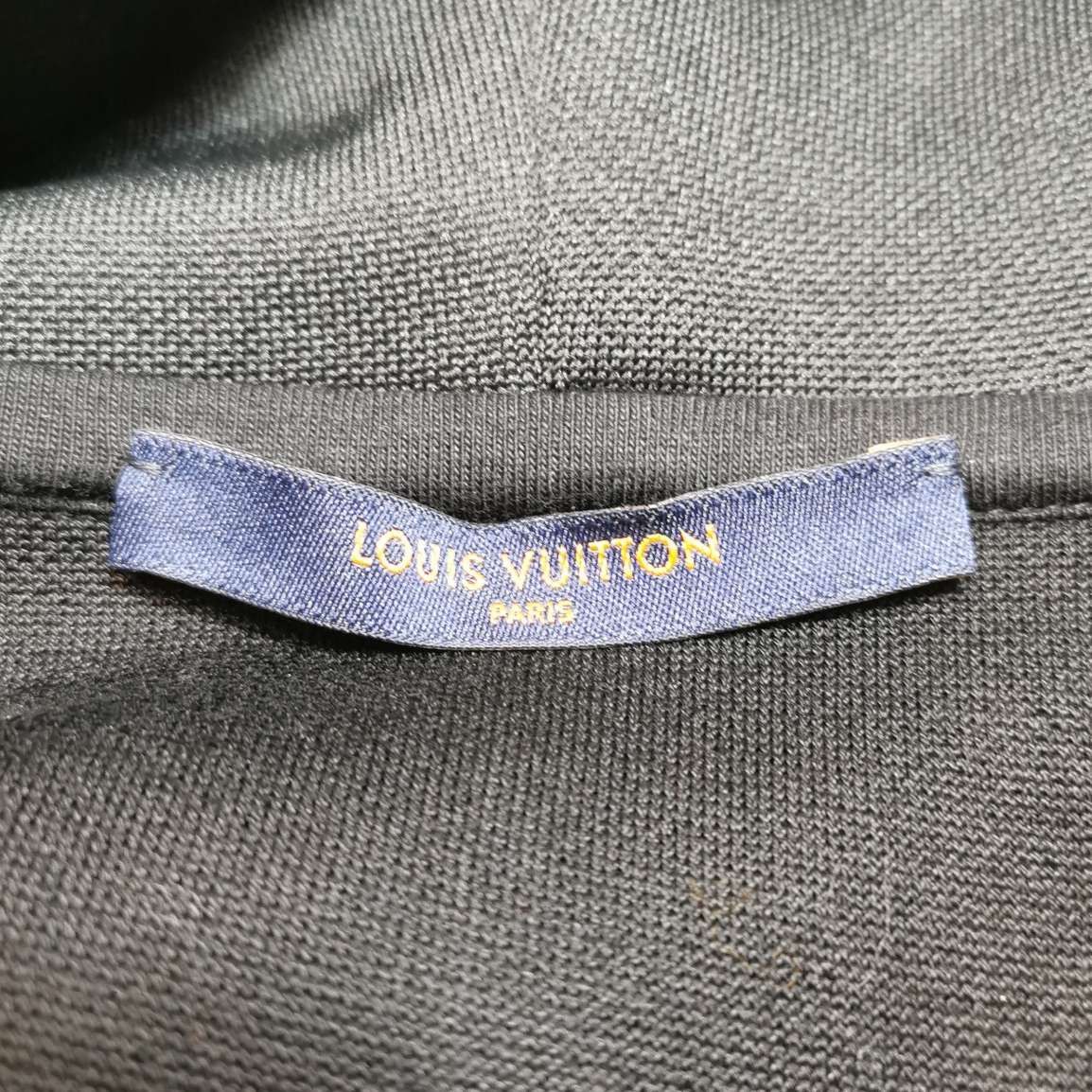 Louis Vuitton Louis Vuitton Patch Embroidered Zip Hoodie Size S Size US S / EU 44-46 / 1 - 4 Thumbnail