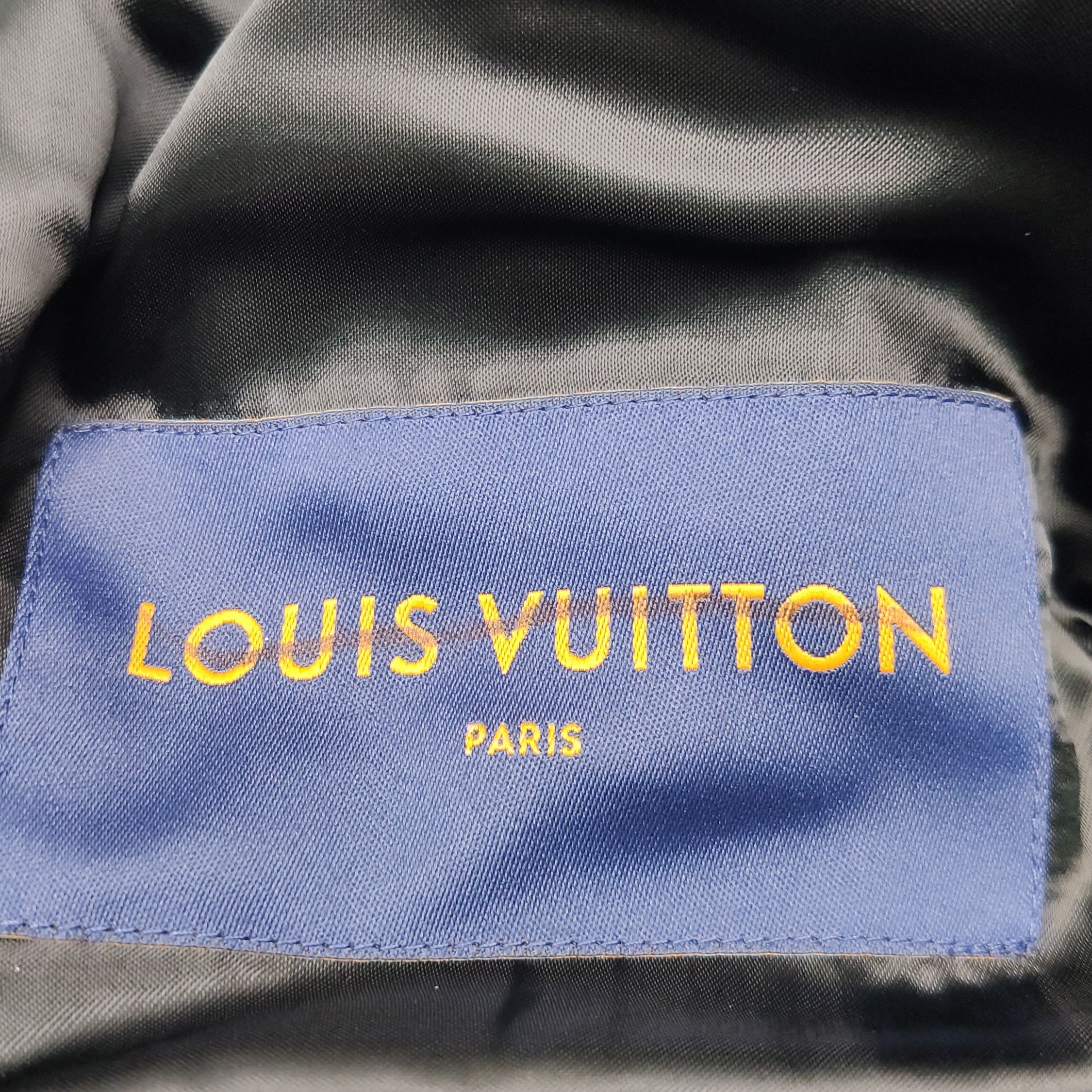 Louis Vuitton Louis Vuitton Graffiti Embellished Blouson 44 Size US S / EU 44-46 / 1 - 12 Thumbnail