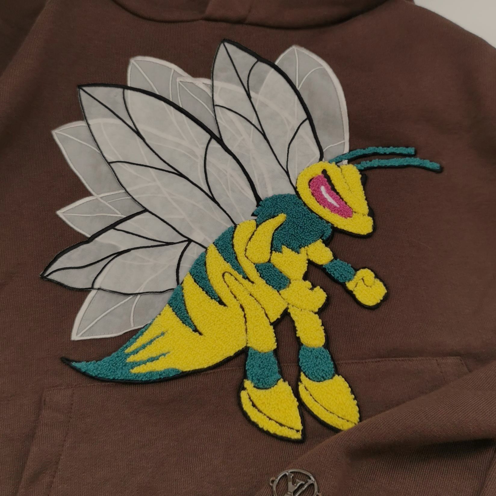 Louis Vuitton Louis Vuitton Bee Patch Hoodie Size M Size US M / EU 48-50 / 2 - 3 Thumbnail