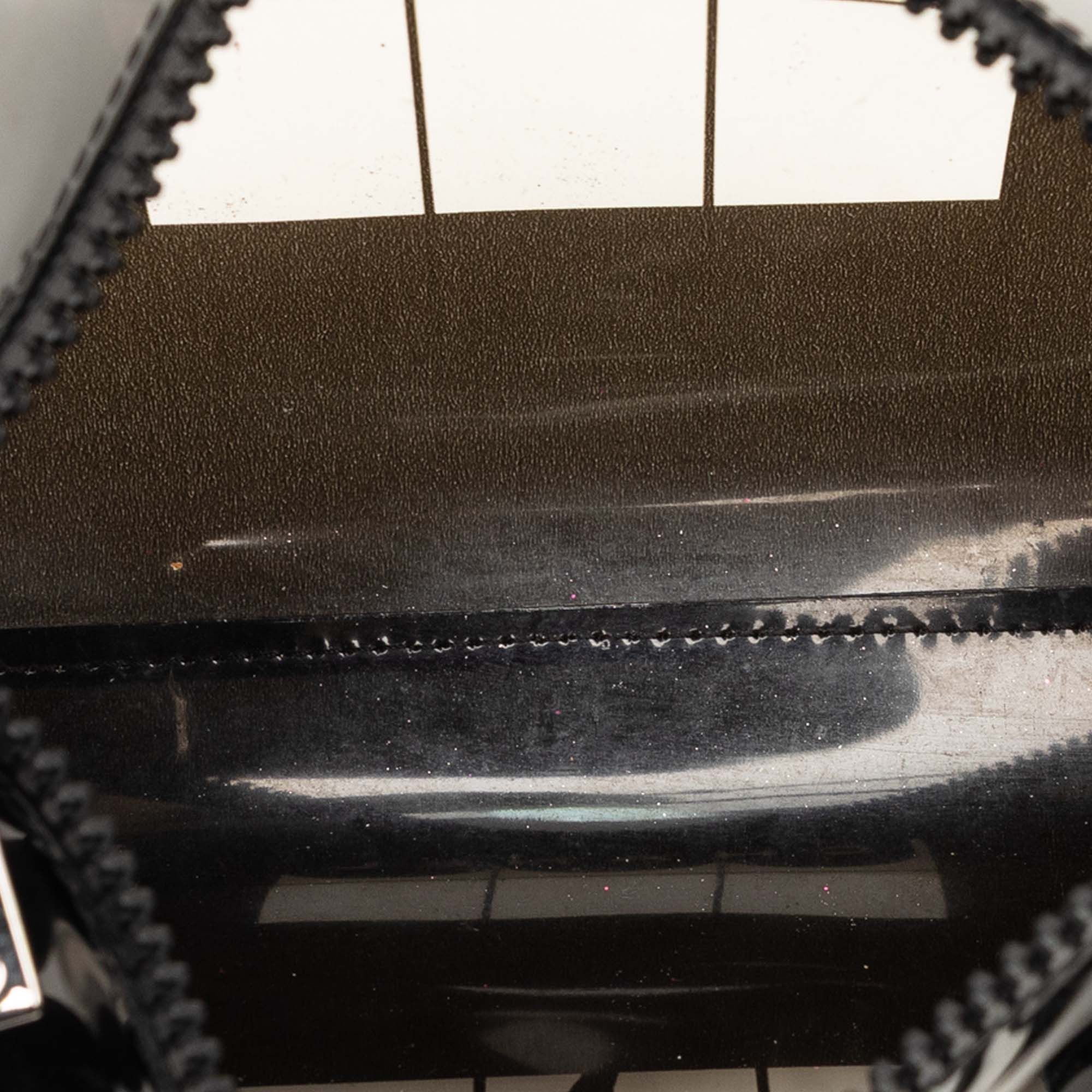 Chanel Vinyl Coco Window Pochette Size ONE SIZE - 4 Thumbnail