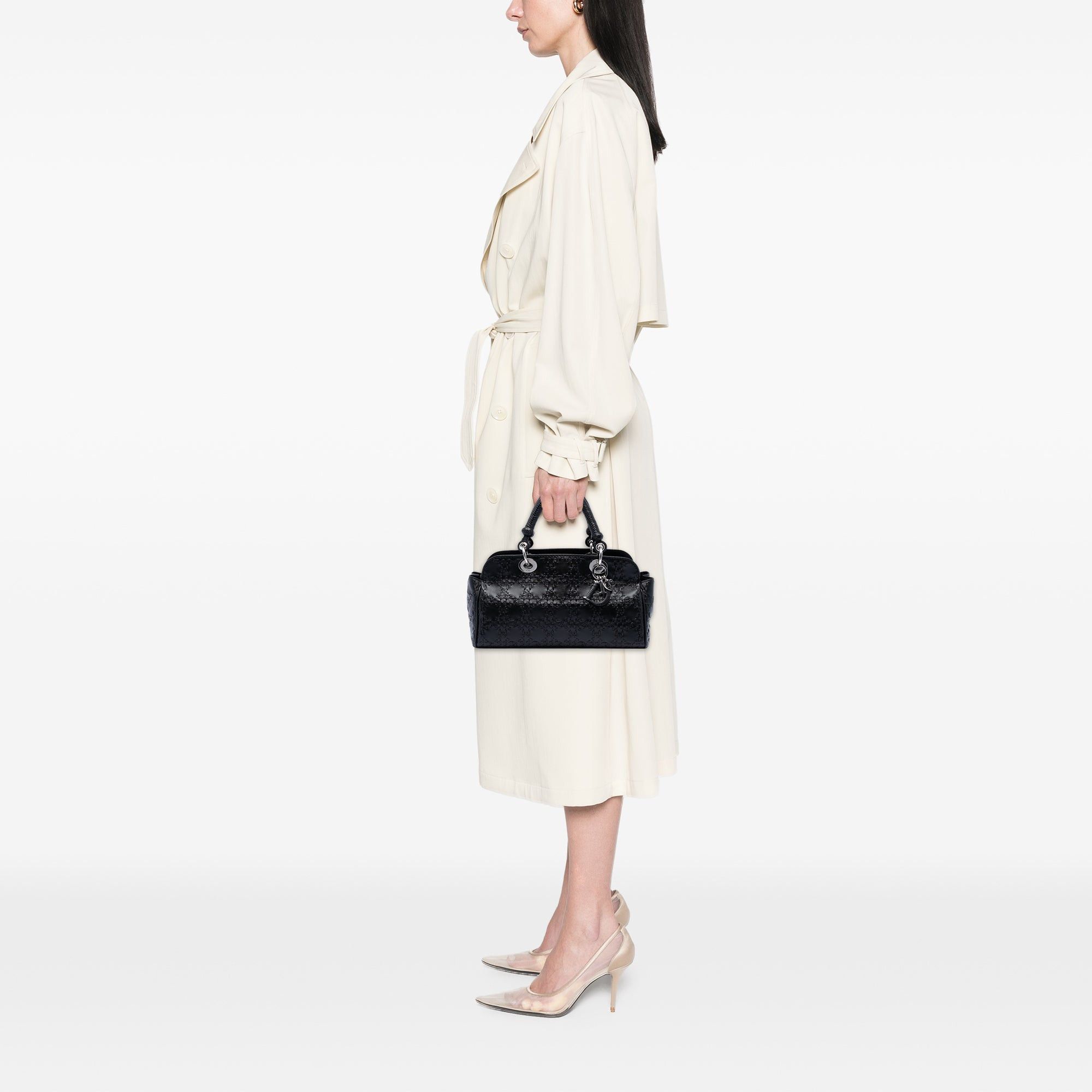 Dior Stitched Lambskin Cannage Handbag Size ONE SIZE - 7 Thumbnail