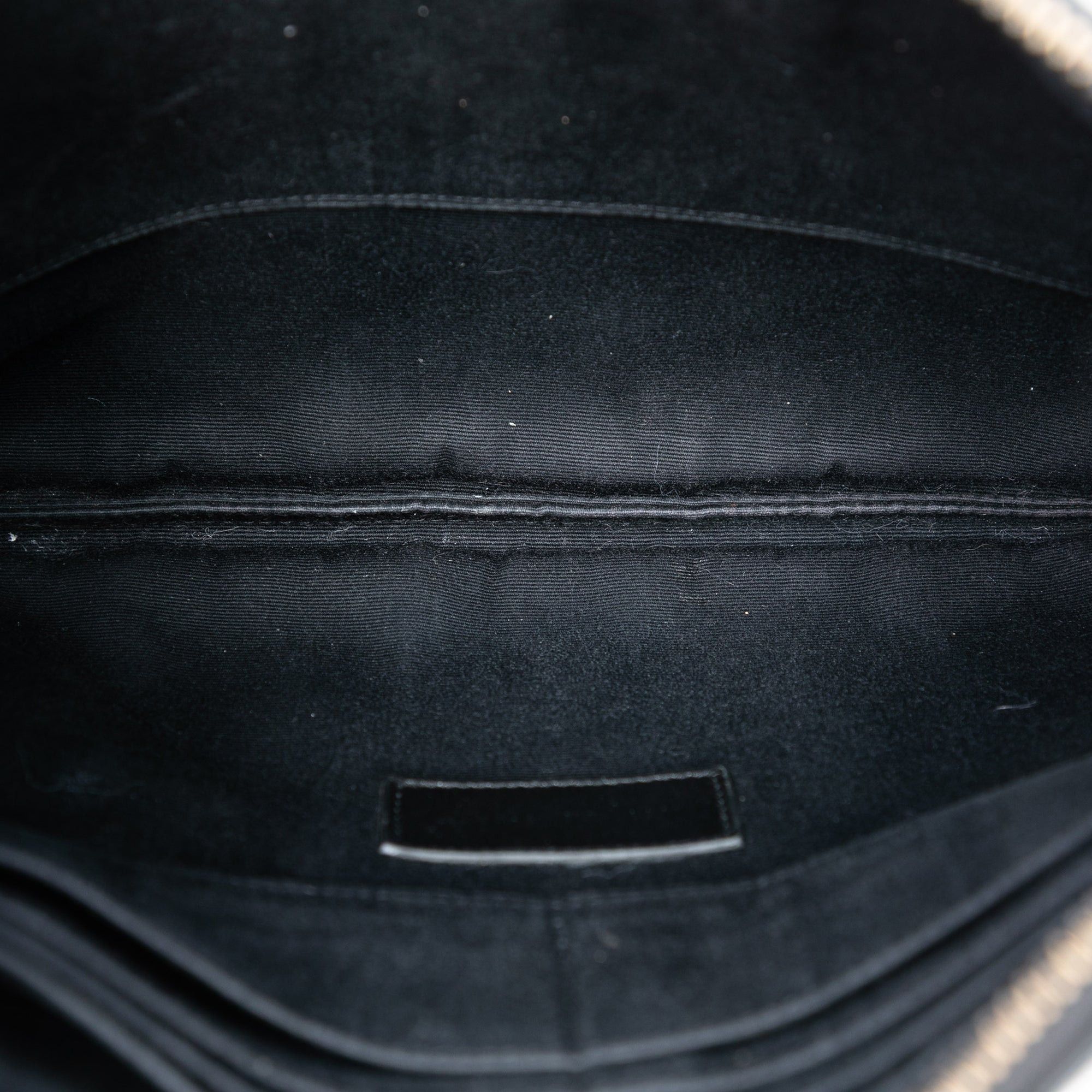 Saint Laurent Paris Grain De Poudre Monogram Monochrome iPad Case Size ONE SIZE - 4 Thumbnail