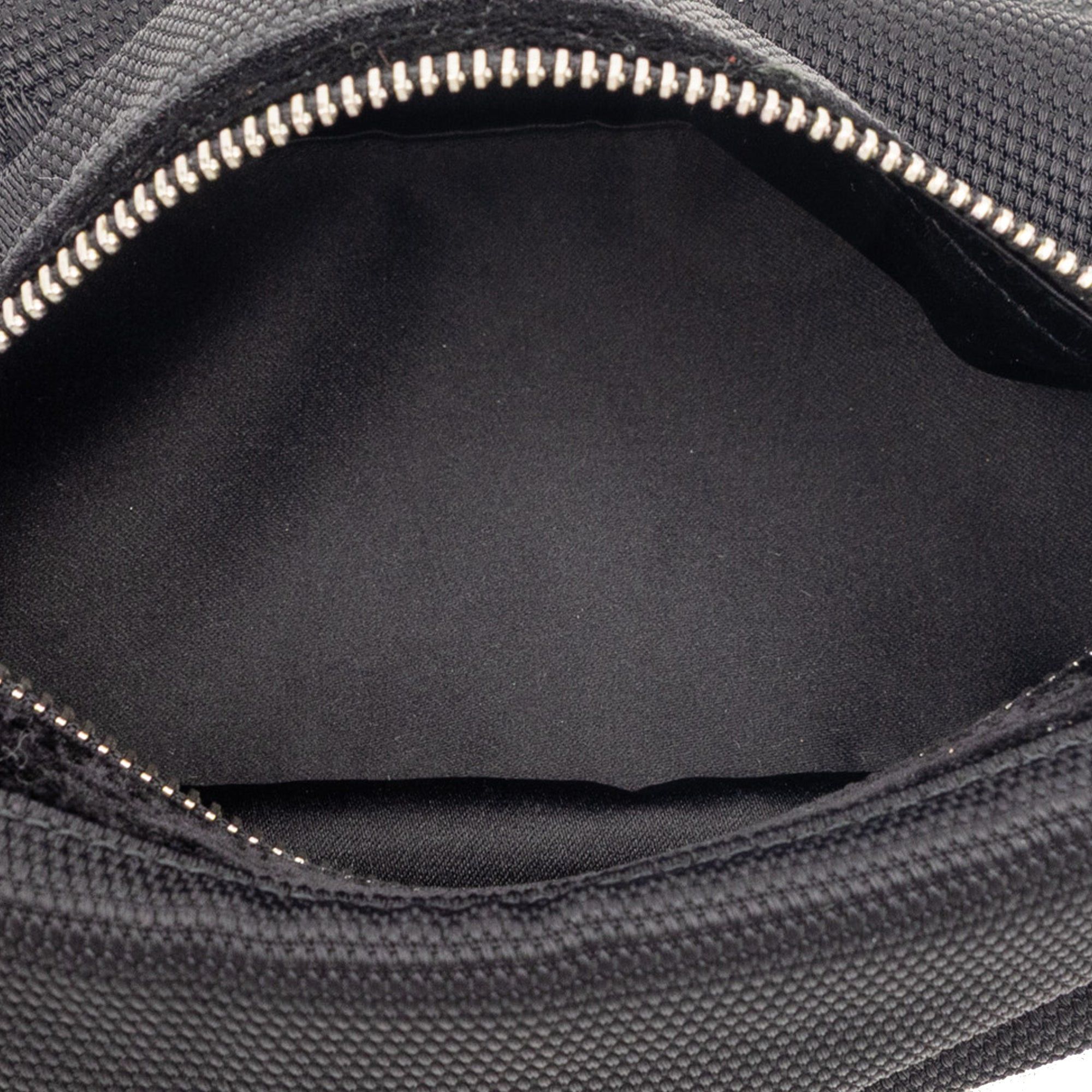 Saint Laurent Paris Nylon Logo Shoulder Bag Size ONE SIZE - 4 Thumbnail