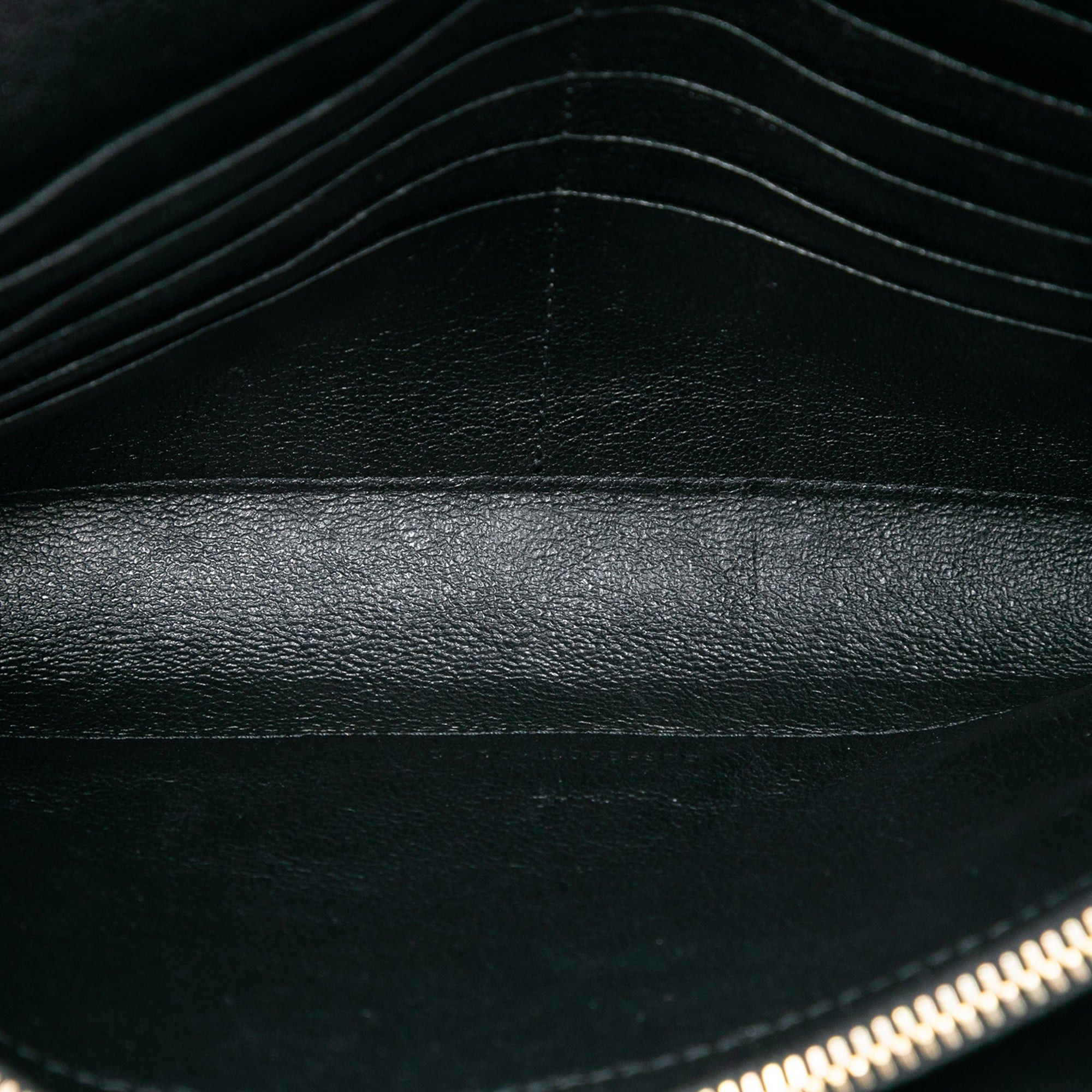 Saint Laurent Paris Quilted Diamond Lambskin Becky Wallet on Chain Size ONE SIZE - 4 Thumbnail