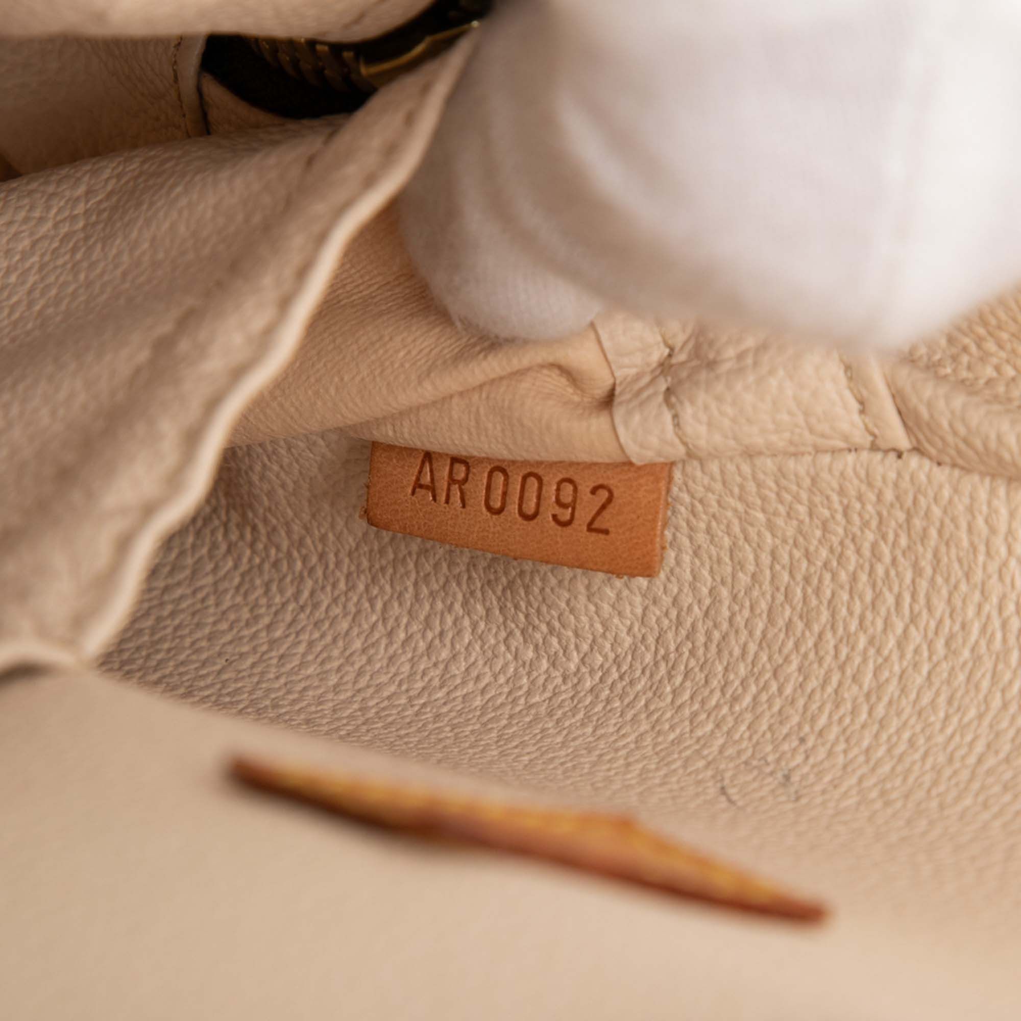 Louis Vuitton Monogram Spontini Size ONE SIZE - 6 Thumbnail