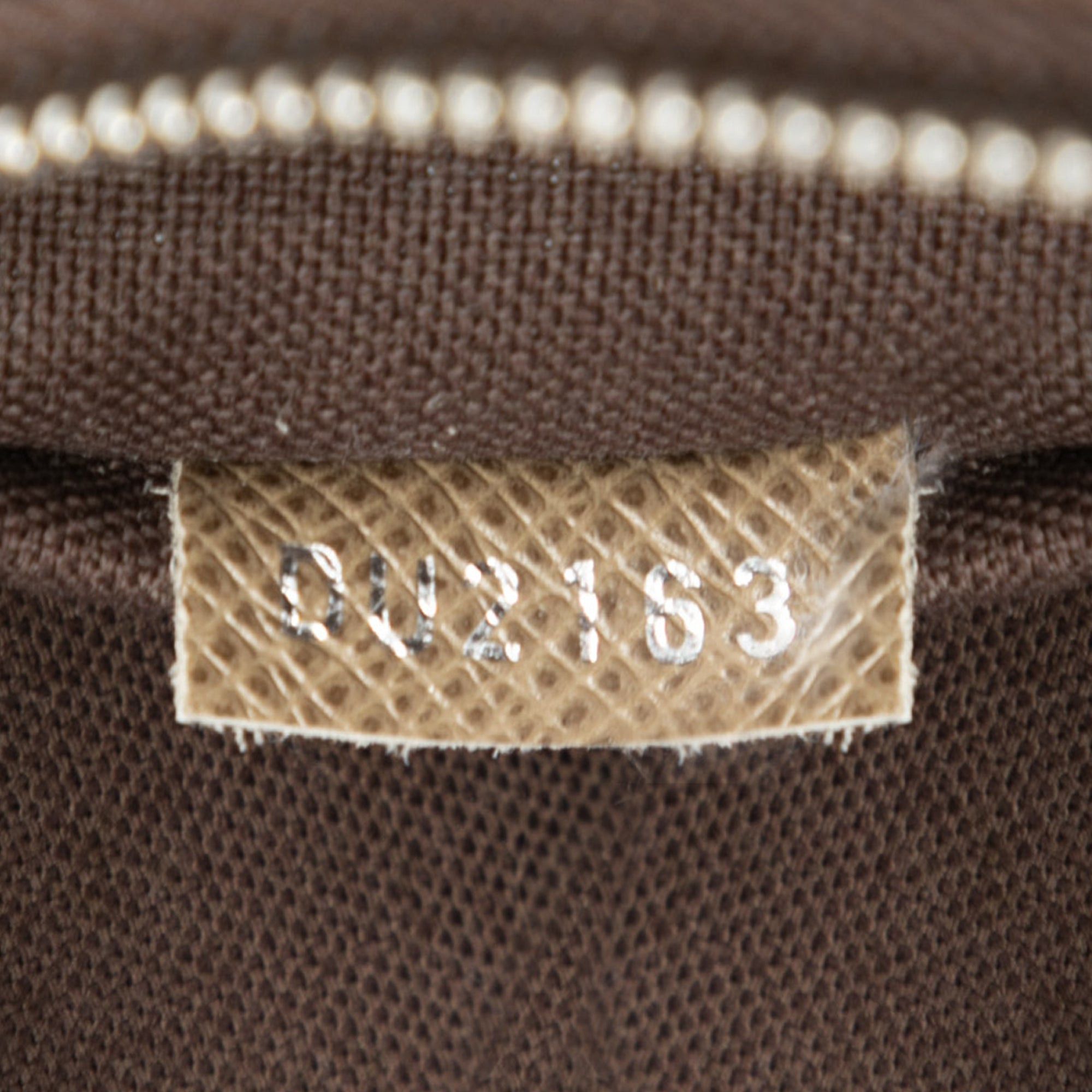 Louis Vuitton Taiga Roman PM Size ONE SIZE - 6 Thumbnail