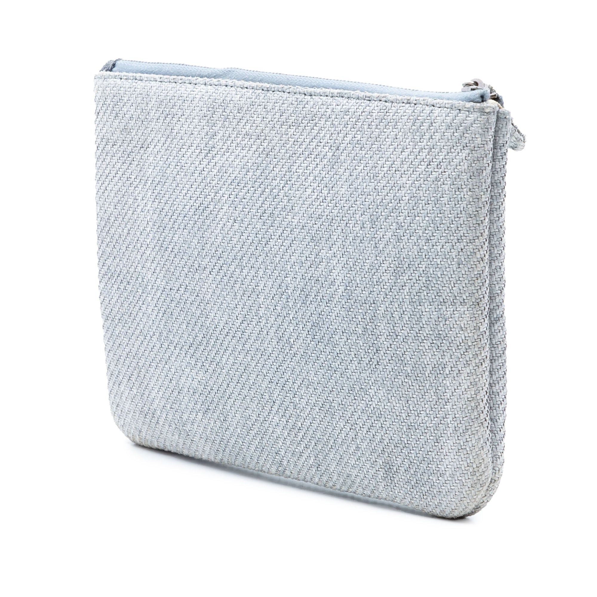 Chanel Small Denim Deauville O Case Clutch Size ONE SIZE - 2 Thumbnail