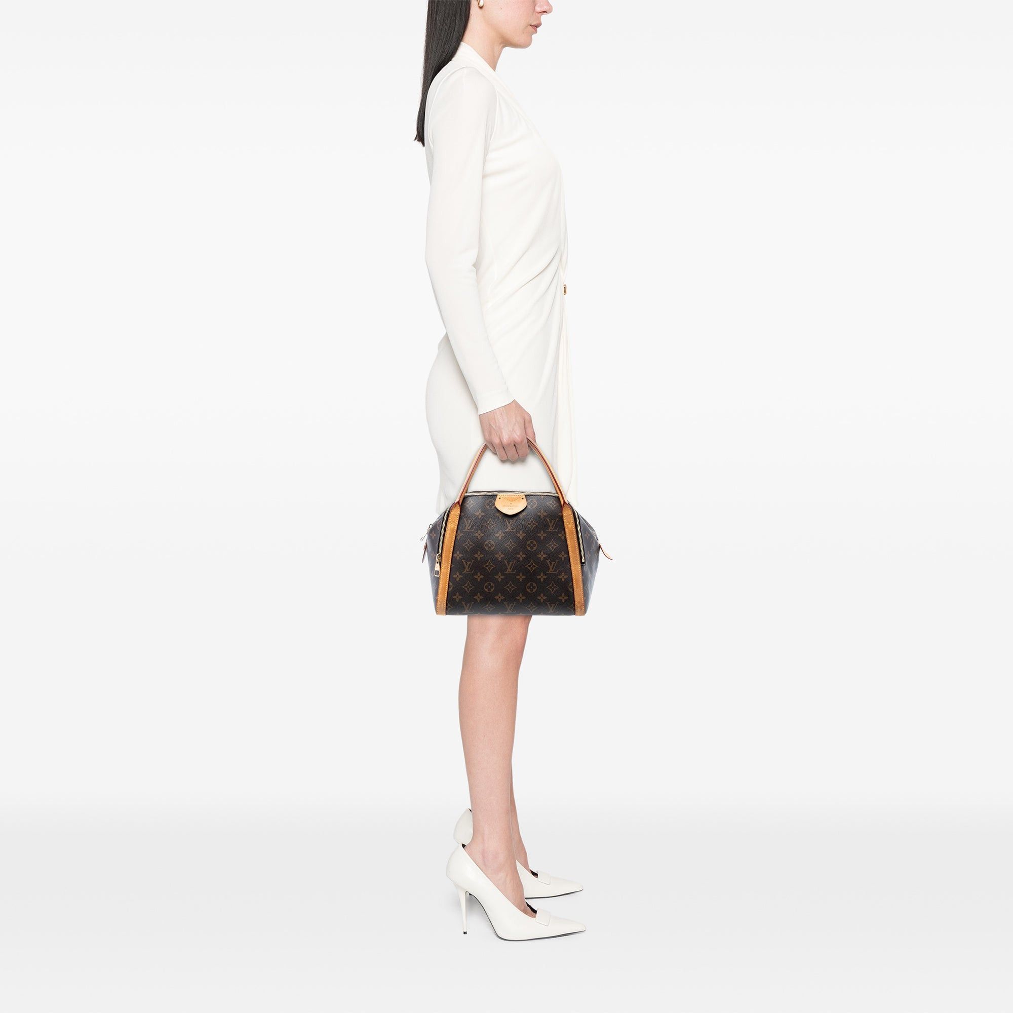 Louis Vuitton Monogram Marais MM Size ONE SIZE - 7 Thumbnail