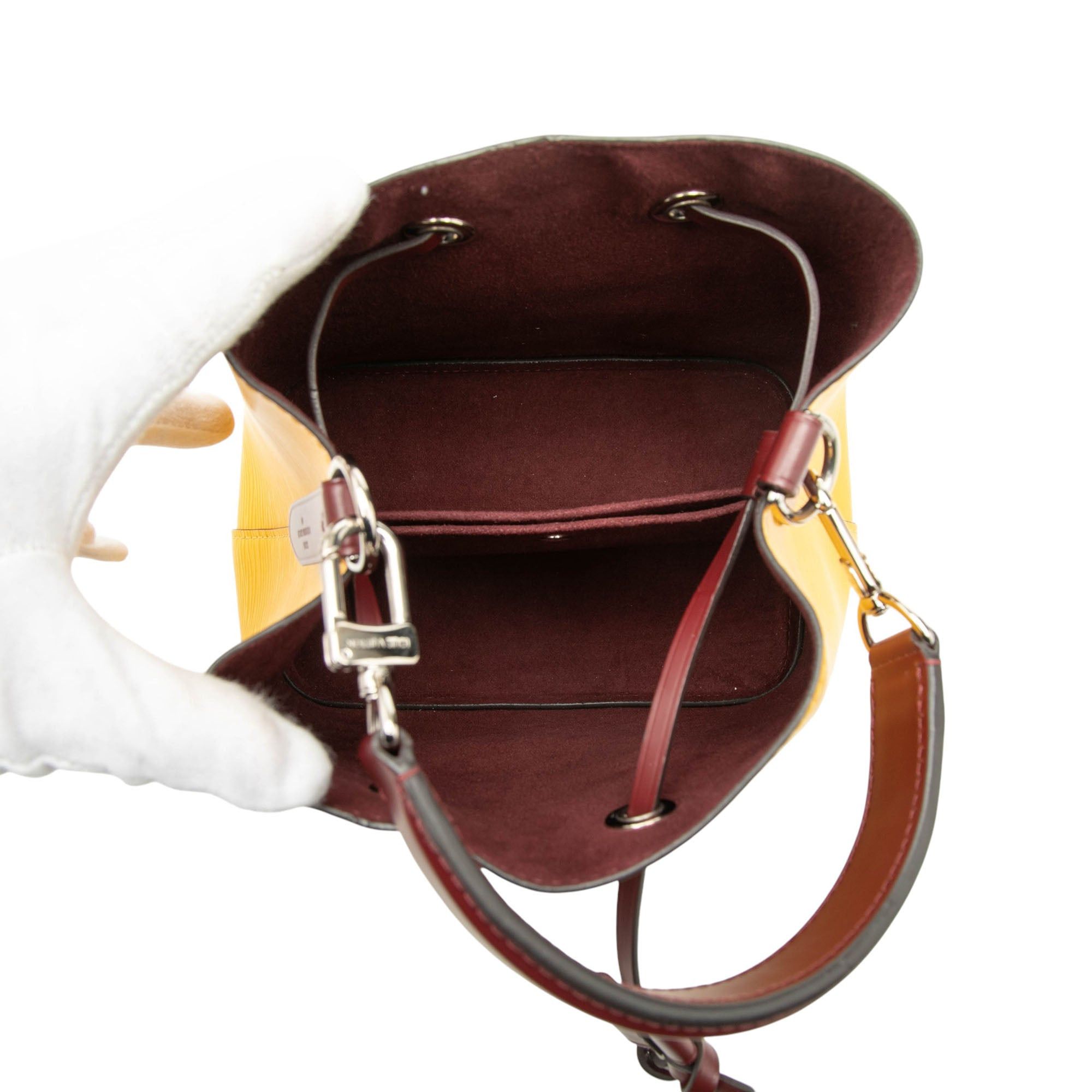Louis Vuitton Epi NeoNoe BB Size ONE SIZE - 4 Thumbnail