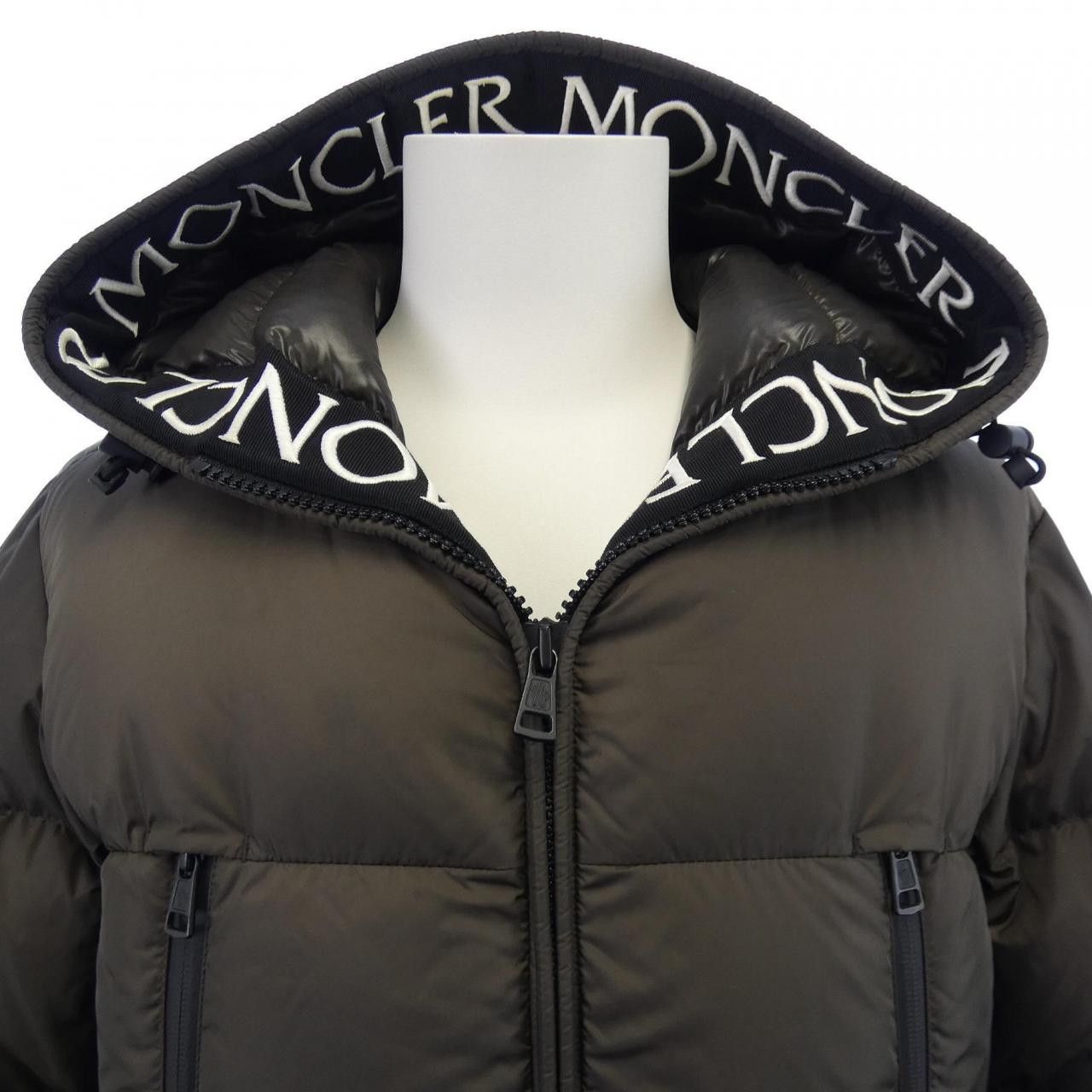 Moncler Moncler Moncler MONTCLA Down Jacket Others Outerwear MONTCLA DUTY FREE for USA Size ONE SIZE - 6 Thumbnail