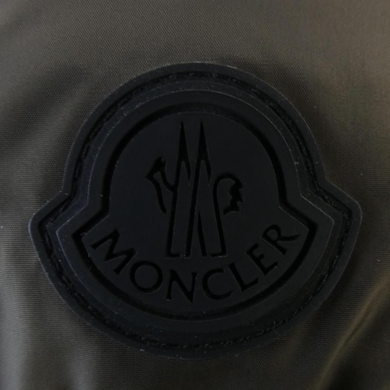 Moncler Moncler Moncler MONTCLA Down Jacket Others Outerwear MONTCLA DUTY FREE for USA Size ONE SIZE - 8 Thumbnail