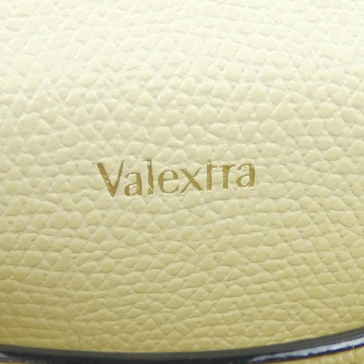 Valextra Valextra Valextra ISIDE BELT Soft Calfskin Belt Bag Leather Belt Bag SGES0061028LOCPL99 DUTY FREE for USA Size ONE SIZE - 5 Thumbnail