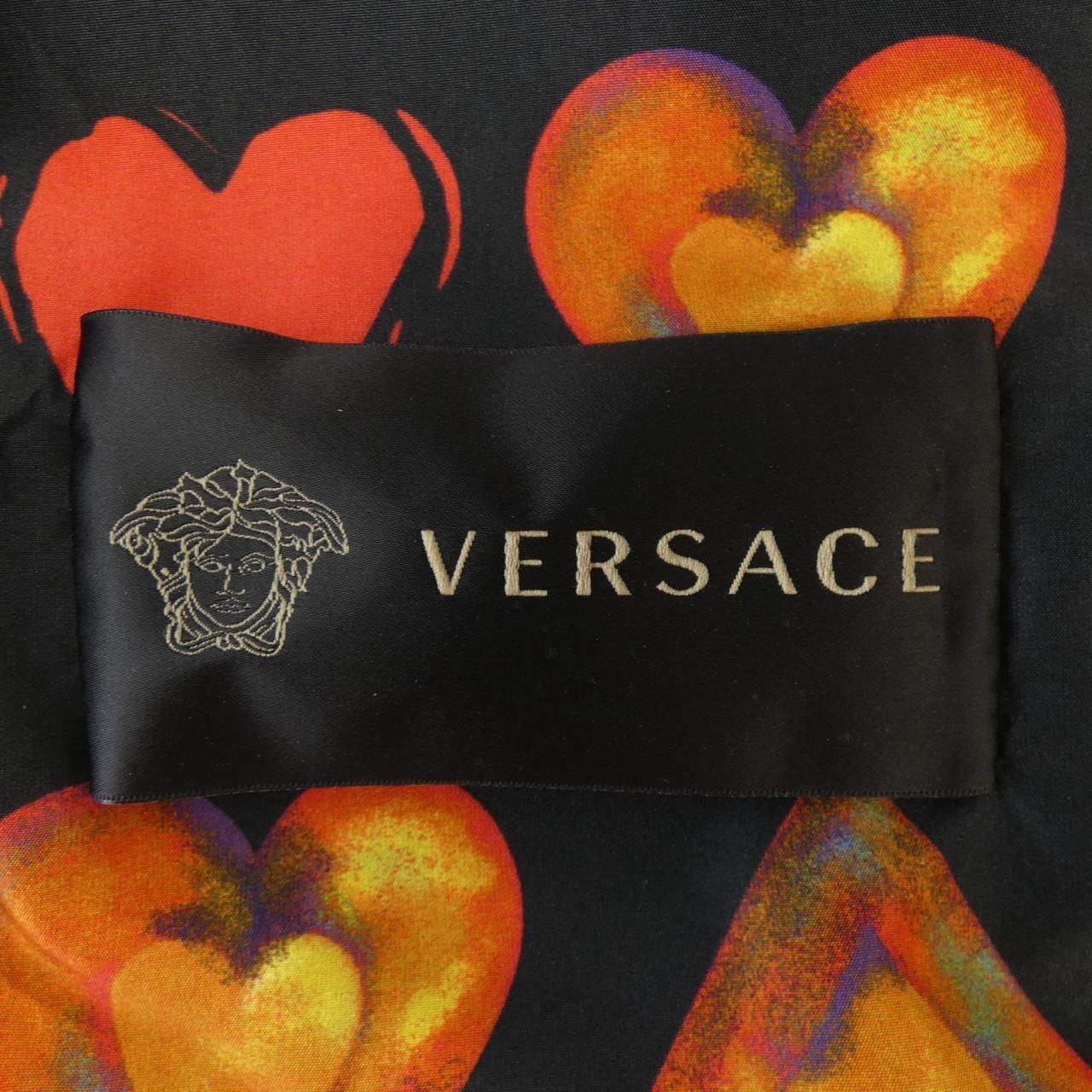 Versace Versace Versace Blouson Textile Outerwear DUTY FREE for USA Size ONE SIZE - 4 Thumbnail