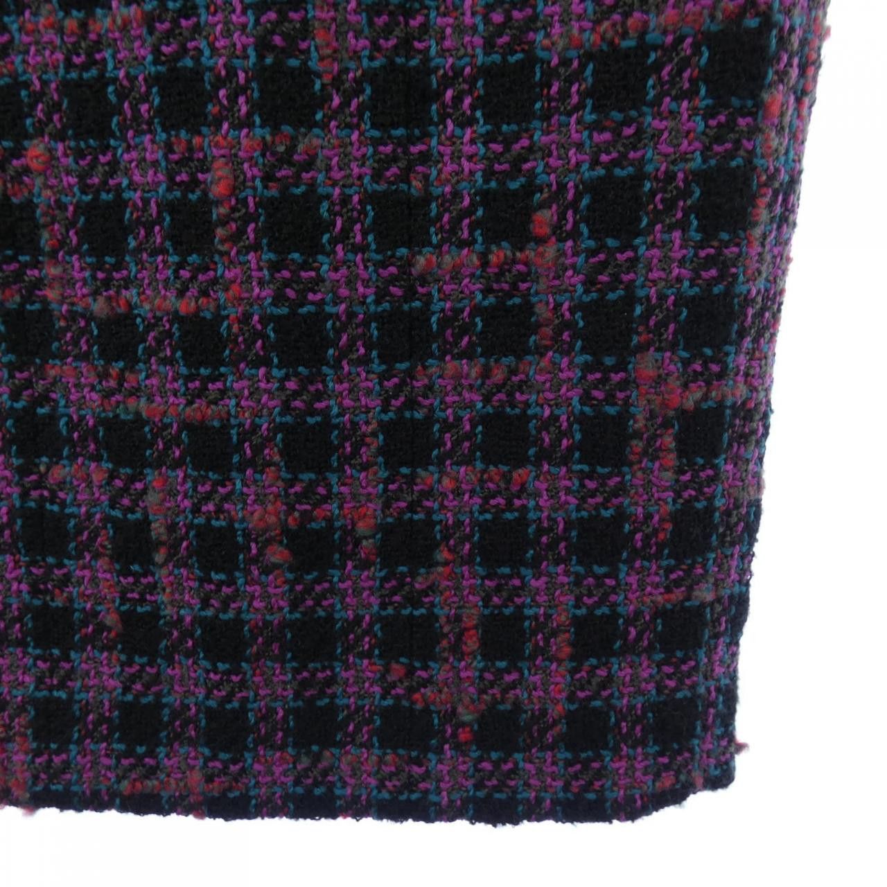 Chanel Chanel Chanel Check Skirt Textile Skirts P73672V65123 DUTY FREE for USA Size ONE SIZE - 7 Thumbnail