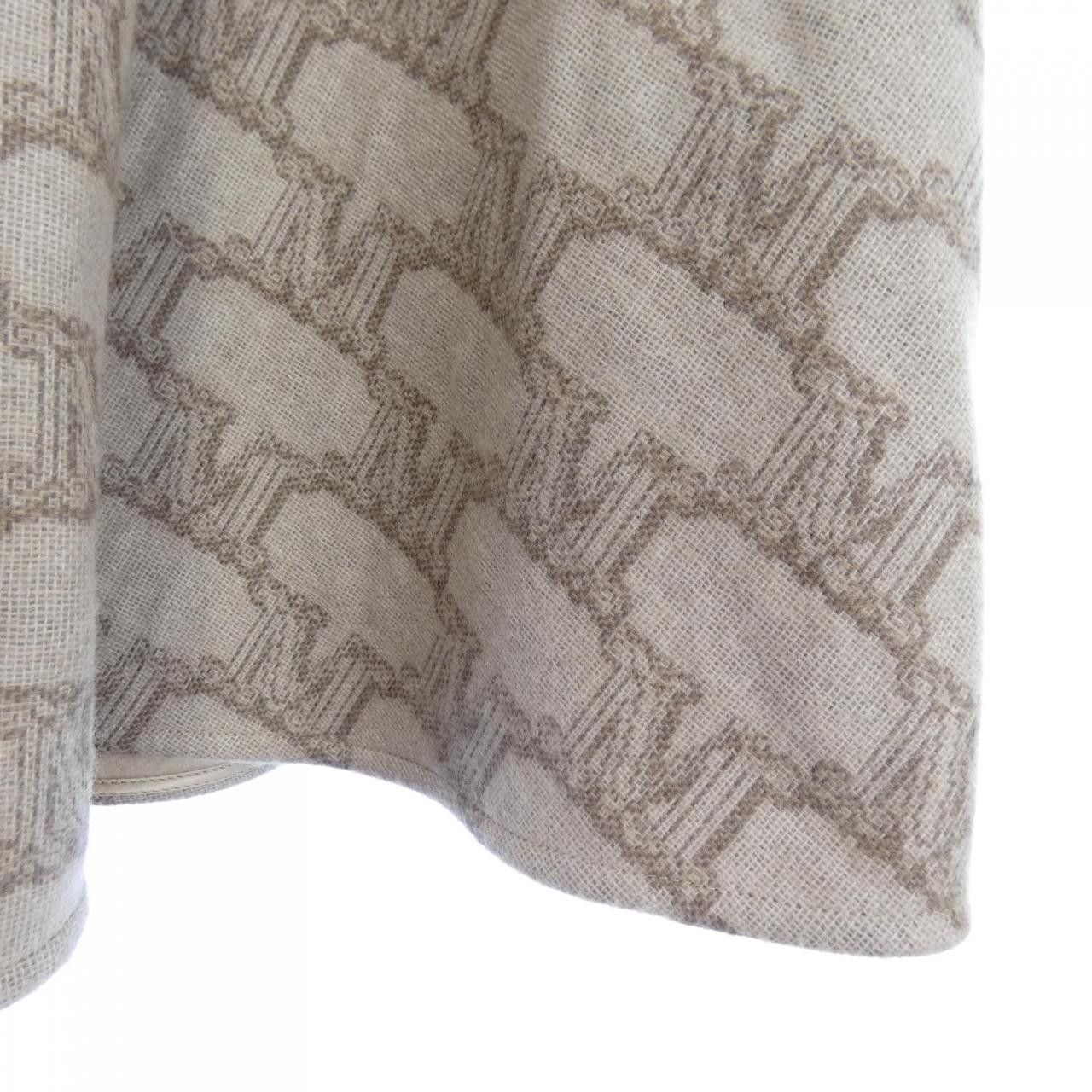 Max Mara Max Mara Max Mara Cashmere Skirt Textile Skirts 473604276 DUTY FREE for USA Size ONE SIZE - 6 Thumbnail