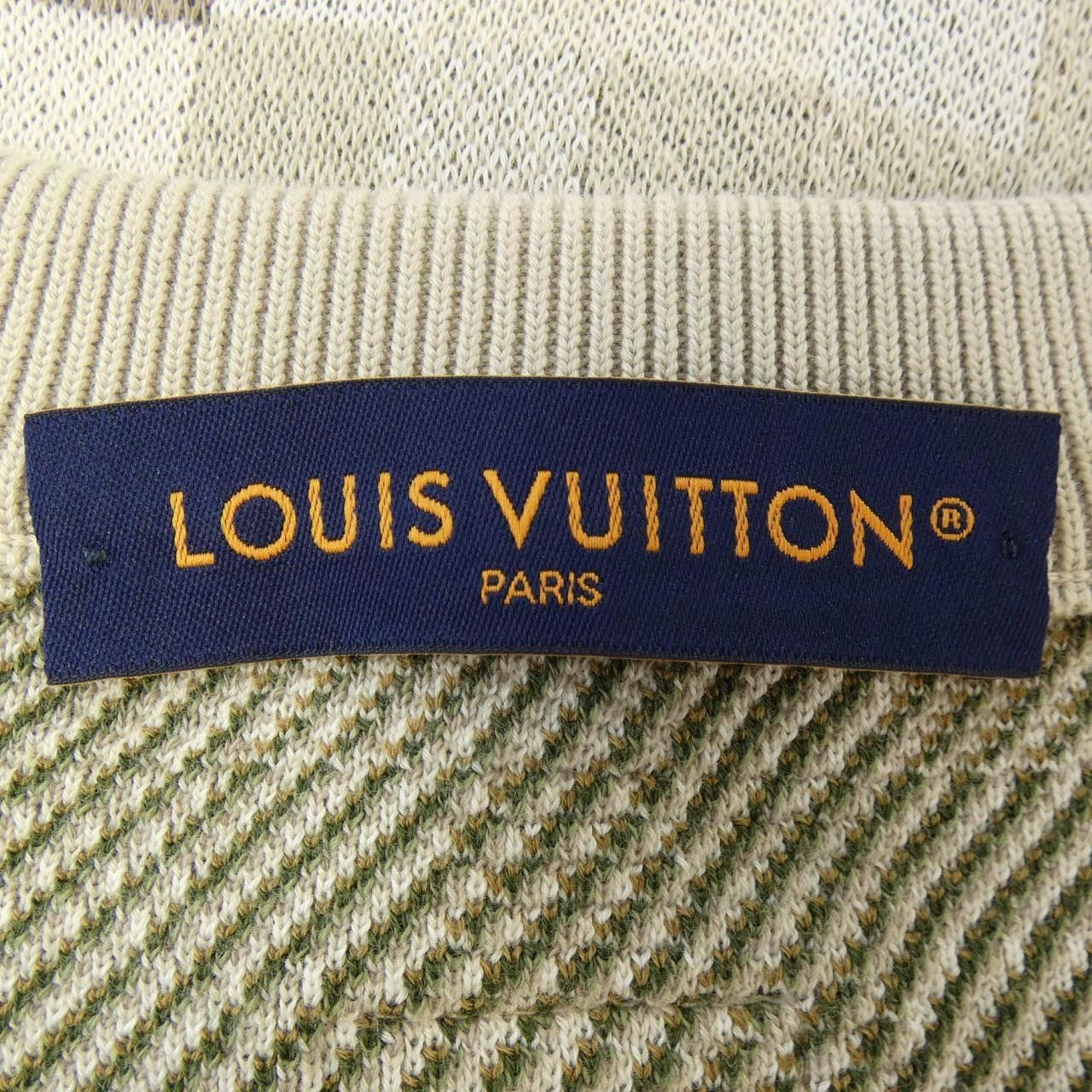 Louis Vuitton Louis Vuitton Louis Vuitton Graphic Crewneck Knit Textile Tops HSN29WAUR DUTY FREE for USA Size ONE SIZE - 4 Thumbnail
