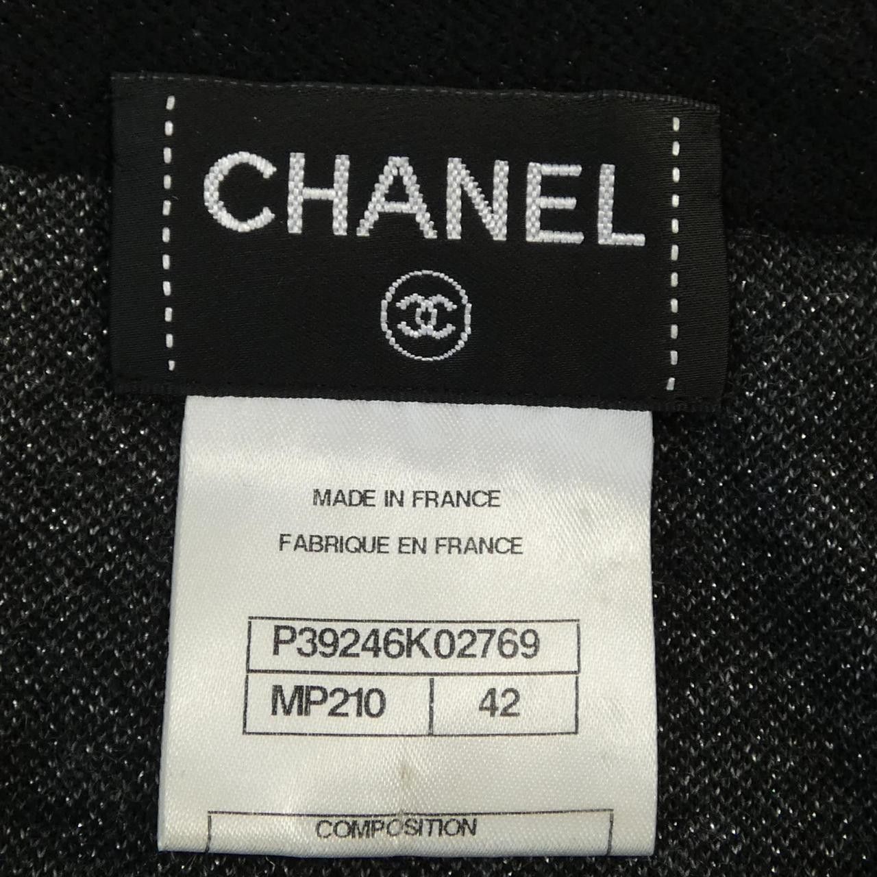 Chanel Chanel Chanel Cashmere Dress Textile Dresses P39246K02769 DUTY FREE for USA Size ONE SIZE - 4 Thumbnail