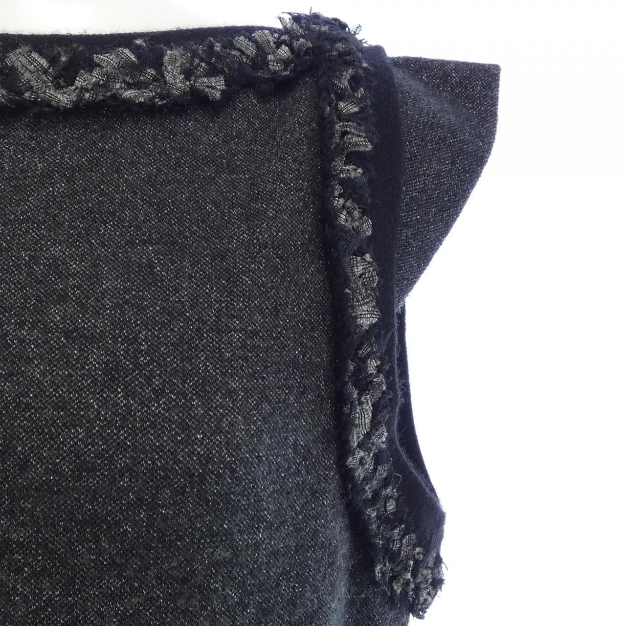 Chanel Chanel Chanel Cashmere Dress Textile Dresses P39246K02769 DUTY FREE for USA Size ONE SIZE - 6 Thumbnail