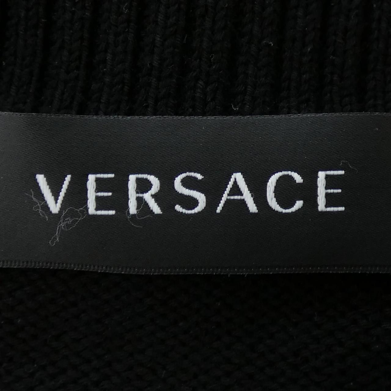 Versace Versace Versace Knitwear Textile Tops 1011884 DUTY FREE for USA Size ONE SIZE - 4 Thumbnail