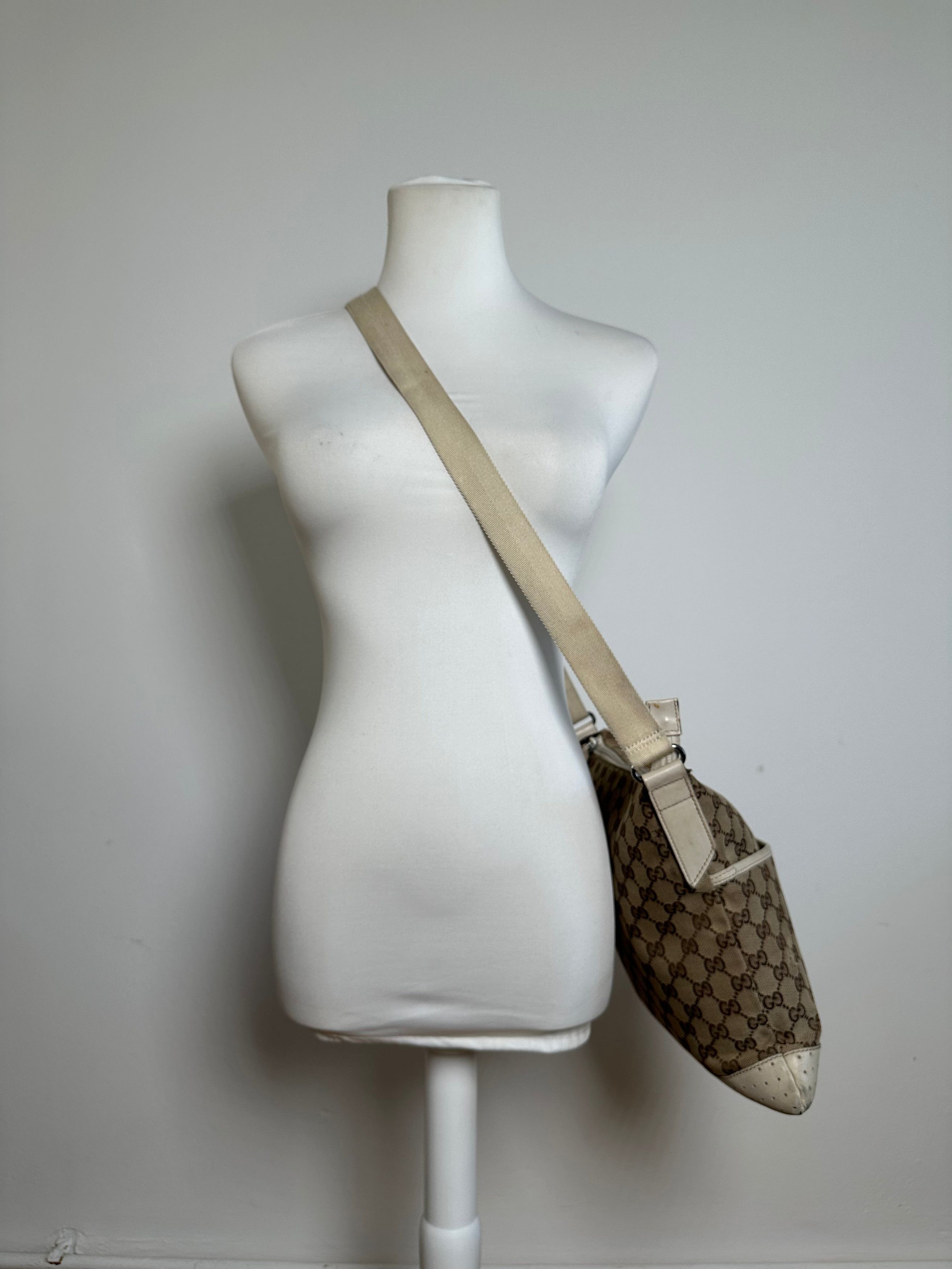 Gucci Vintage GG Monogram Canvas Crossbody Bag Brown Ivory Size ONE SIZE - 4 Thumbnail