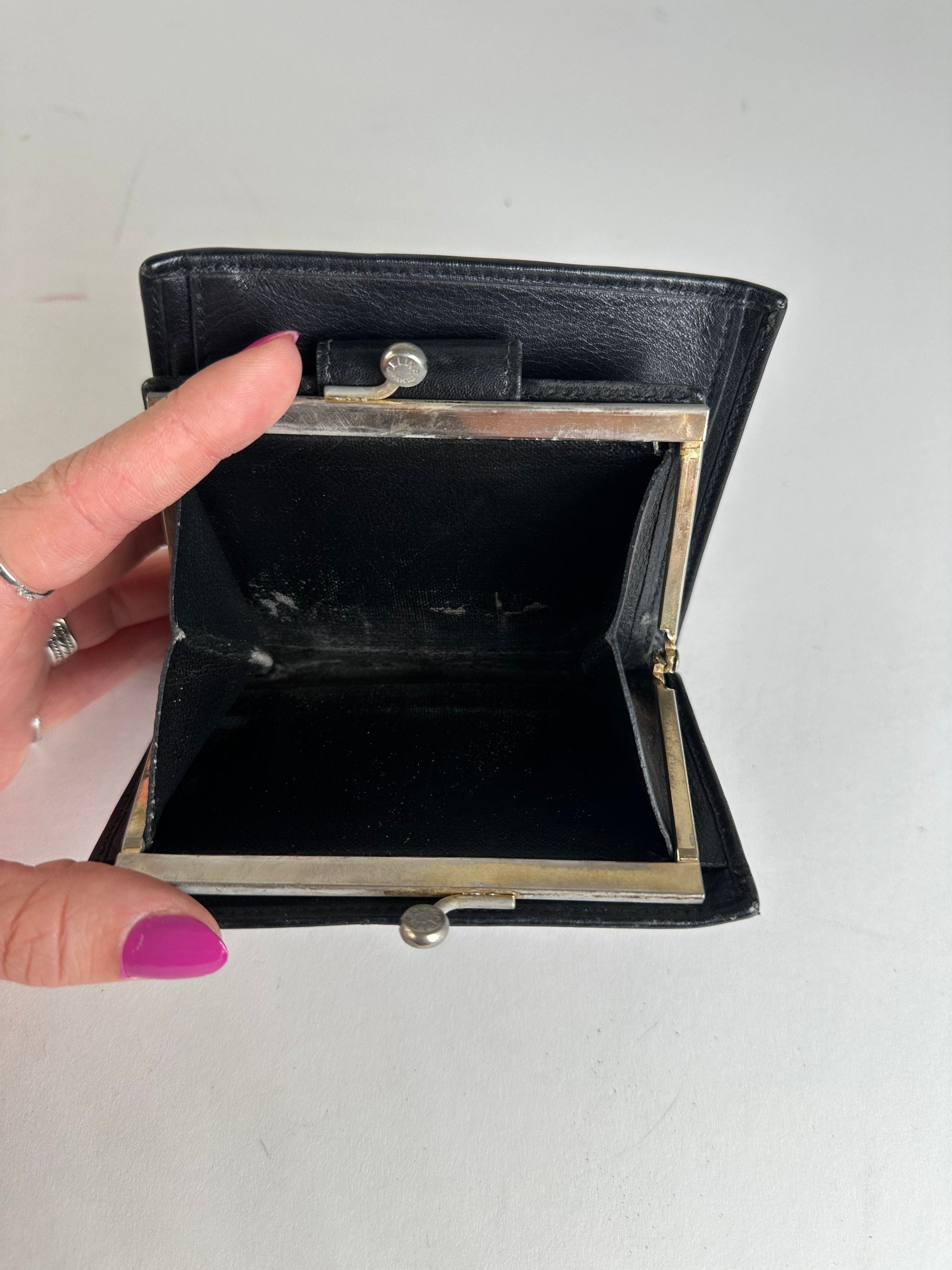 Celine Vintage Triomphe Embossed Leather Bifold Wallet Black Size ONE SIZE - 7 Thumbnail