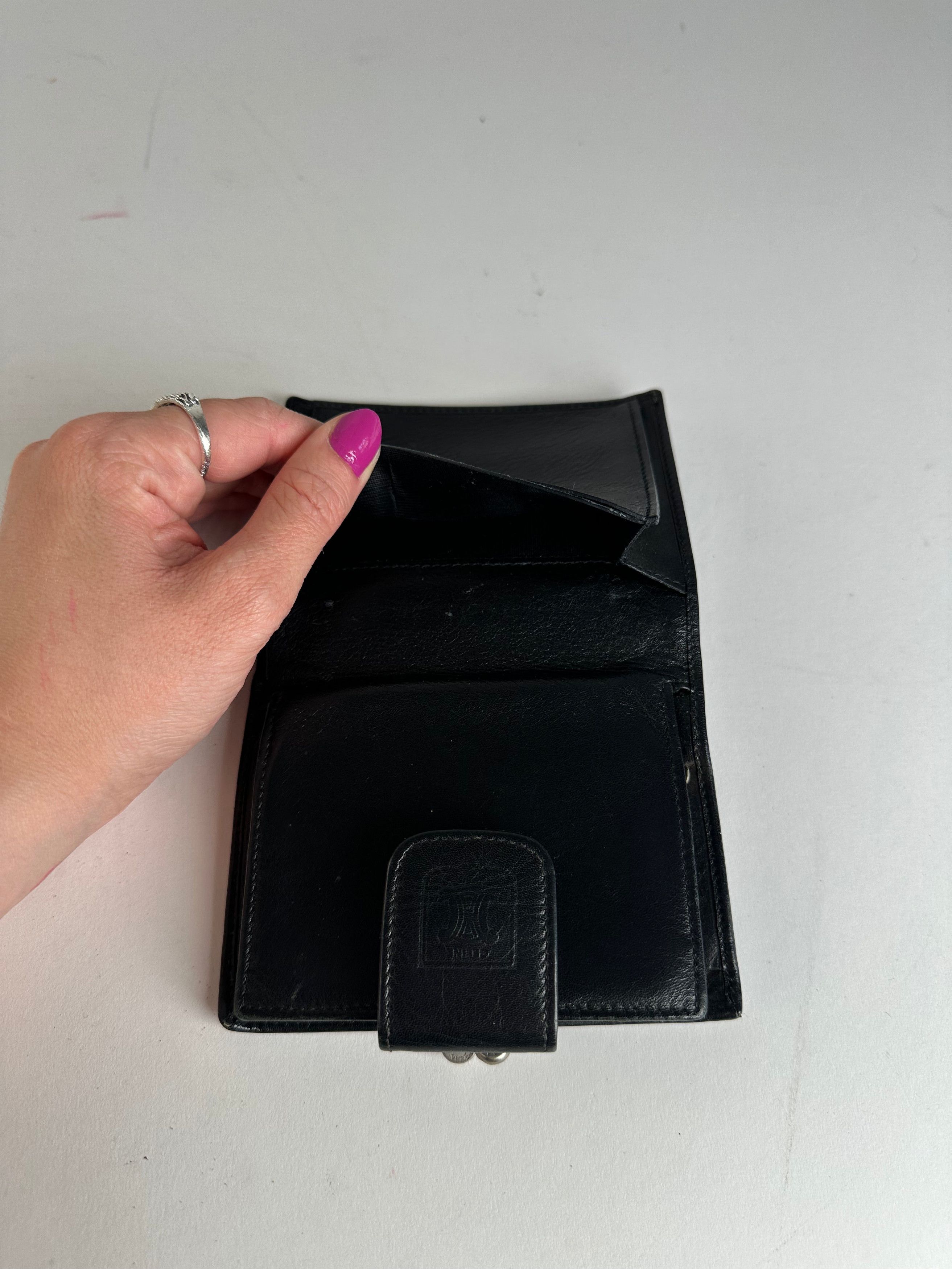 Celine Vintage Triomphe Embossed Leather Bifold Wallet Black Size ONE SIZE - 6 Thumbnail