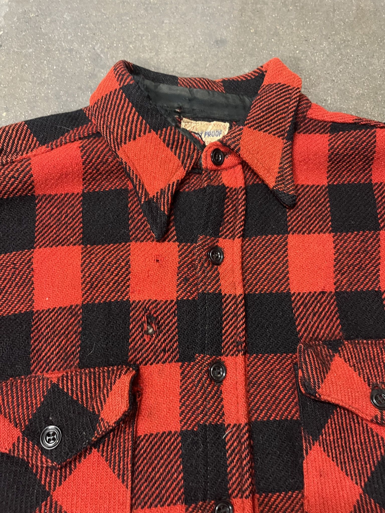 Flannel × Vintage Vintage 1960s Frost Proof Buffalo Plaid Flannel Size 15.5 Size US L / EU 52-54 / 3 - 4 Thumbnail