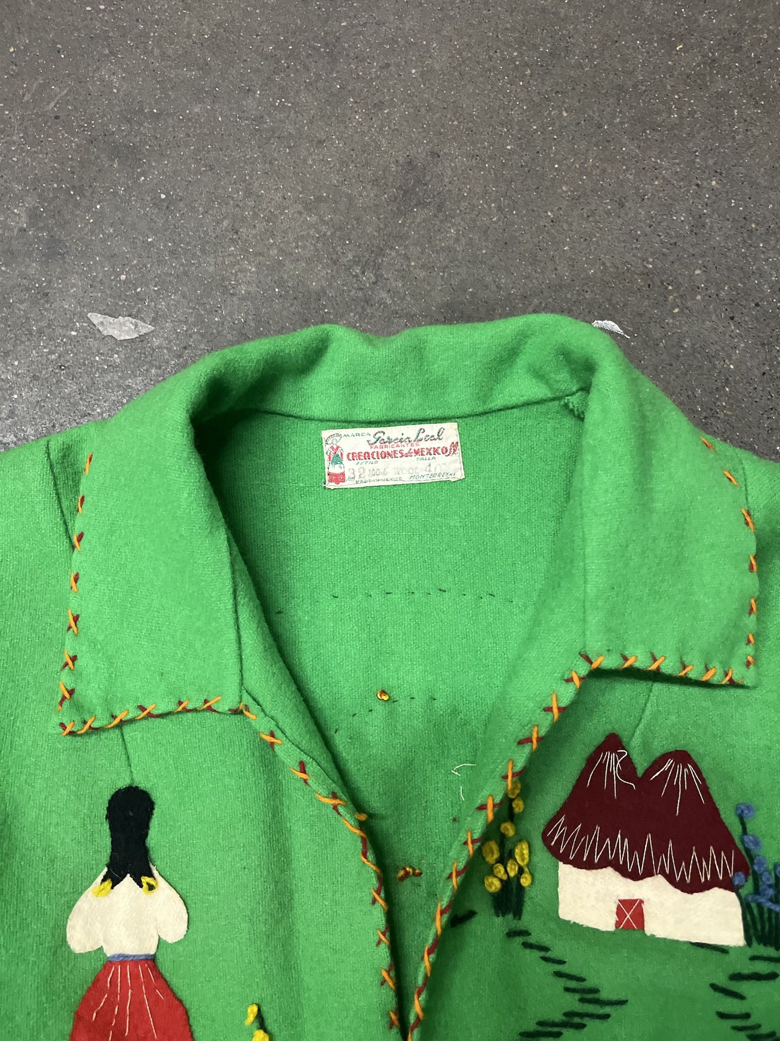 Vintage Vintage 1970s Hand Made Felted Mexican Dancers Wool Open Cardigan Size 40 Size US S / EU 44-46 / 1 - 2 Thumbnail