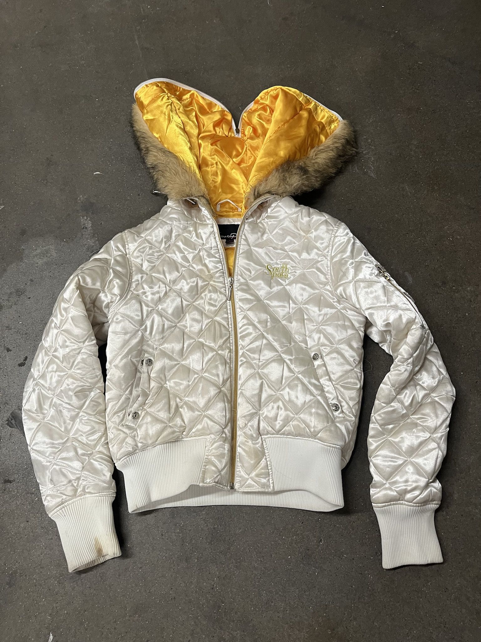 Vintage Vintage 2000s South Pole Fur Hood Quilted Jacket Size Womens L Size US L / EU 52-54 / 3 - 2 Thumbnail