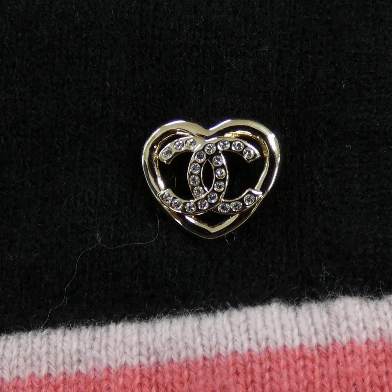 Chanel Chanel Chanel P76544K11011 Cashmere Blend Shorts Textile Shorts P76544K11011 DUTY FREE for USA Size ONE SIZE - 5 Thumbnail