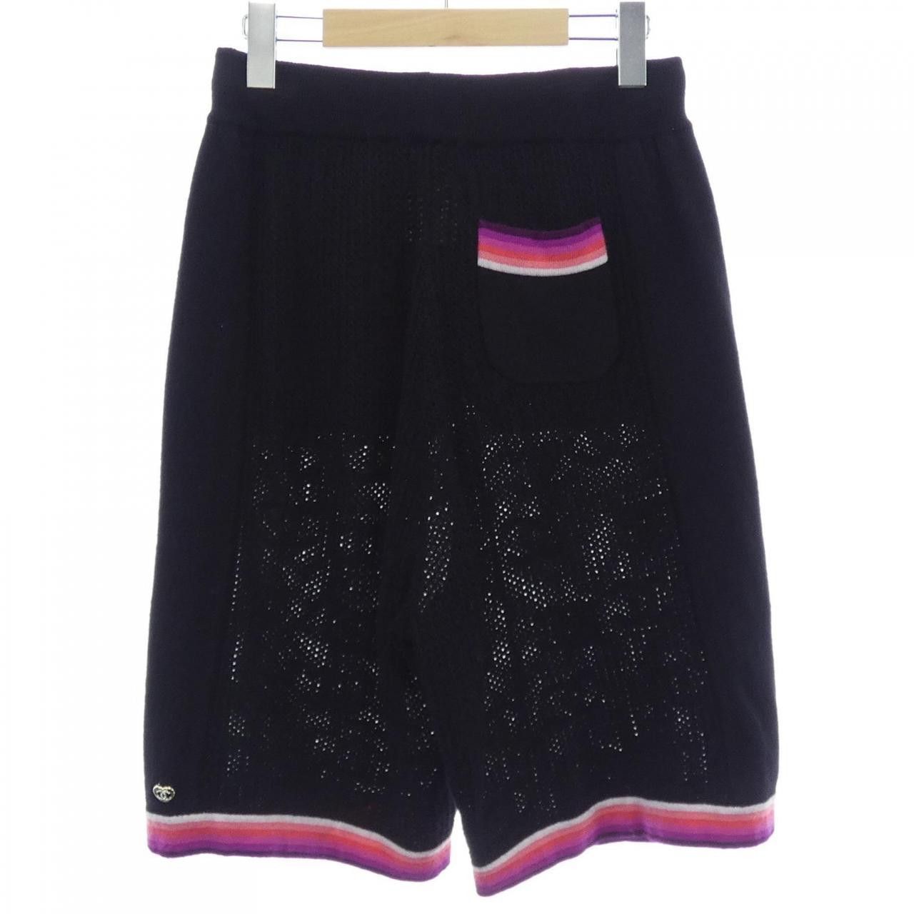 Chanel Chanel Chanel P76544K11011 Cashmere Blend Shorts Textile Shorts P76544K11011 DUTY FREE for USA Size ONE SIZE - 2 Thumbnail