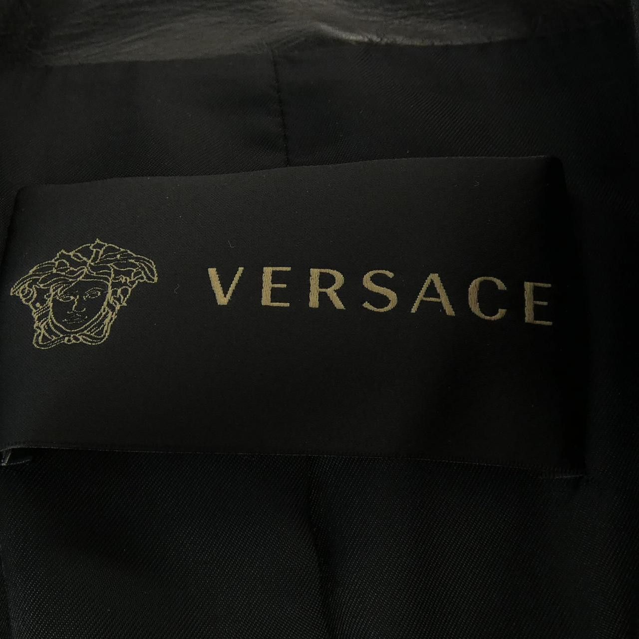 Versace Versace Versace Leather Jacket Leather Outerwear A85136 DUTY FREE for USA Size ONE SIZE - 4 Thumbnail