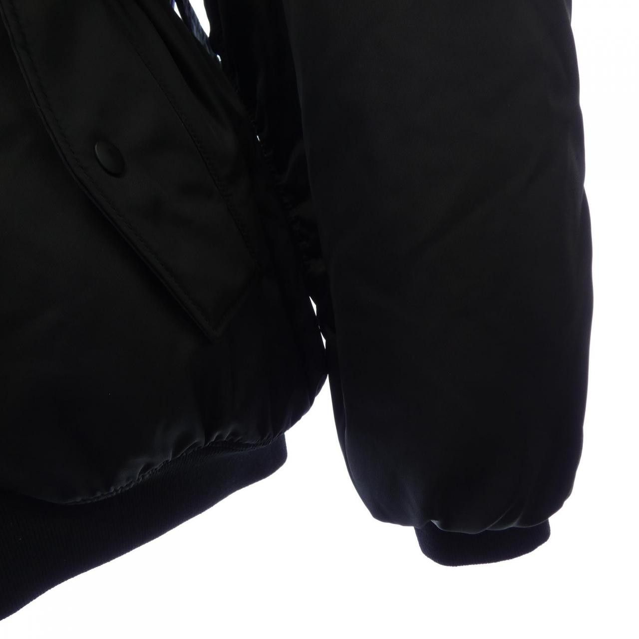 Prada Prada Prada Re-Nylon Jacket Textile Outerwear SGX093 S222 IWQ8 DUTY FREE for USA Size ONE SIZE - 6 Thumbnail